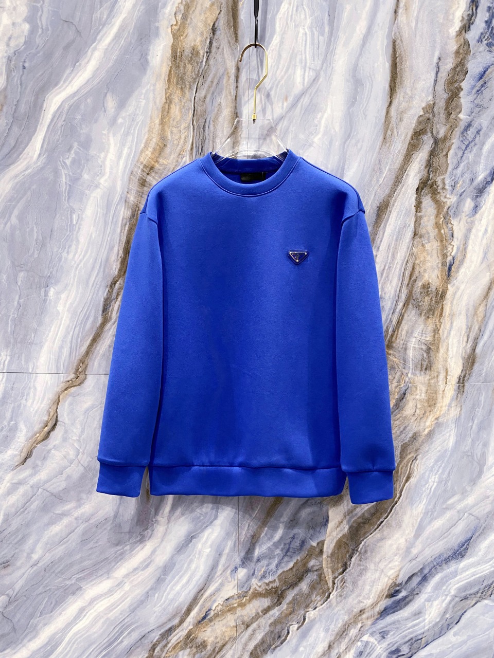 NO:498388,Prada's latest 2025 space cotton sweatshirt, exclusively available!  Original reproduction, exclusive design, super craftsmanship!  Extremely luxurious!  Excellent style!  Size S-XL, prada, hoodie, sweatshirts, alexander wang19860909普拉达 2025最新款太空棉卫衣,独家发售！原版复刻,独家设计,超强工艺！极其奢华！版型超赞！ 尺码 S-XL,,prada,hoodie,sweatshirts,alexander wang,Men's clothing