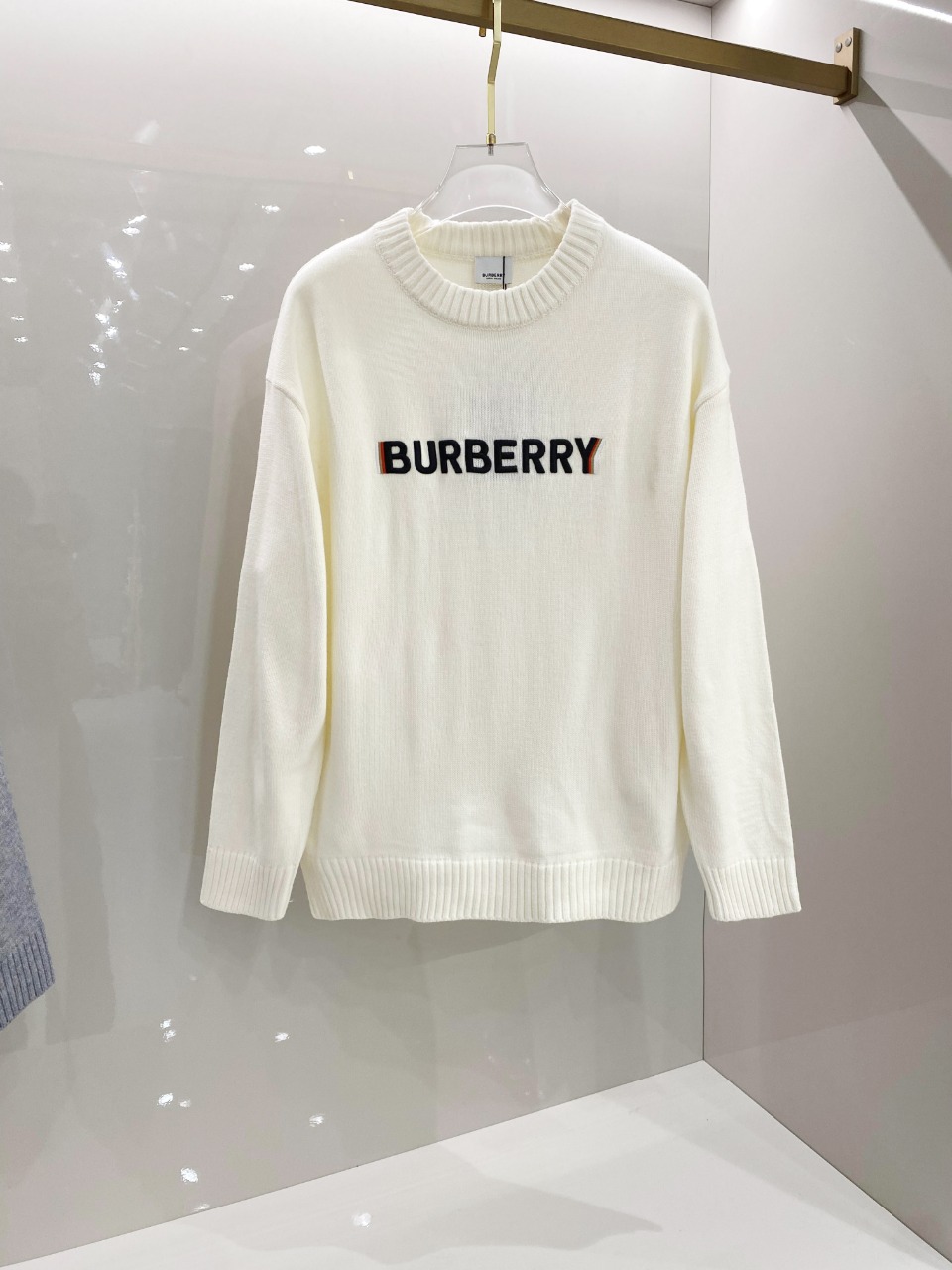 NO:521788,Burberry Sweater 2025 Autumn and Winter latest series, 1:1 top replica of the counter, full quality!  Thickened style, a must-have item for trendy people!  Old Tie who knows the goods quickly starts, fabric cashmere 10 wool 60 spandex 30 size M~3XL, burberry, sweaters, alexander wang19860909巴宝莉 毛衣 2025秋冬最新系列,专柜1:1顶级复刻,全品相！加厚款,潮人必备单品！懂货的老铁赶紧下手,面料羊绒10羊毛60氨纶30 尺码M~3XL,,burberry,sweaters,alexander wang,Men's clothing