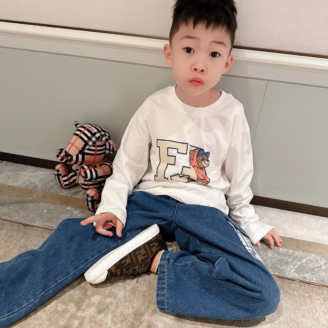 Stylish Bear Doll Long Sleeve: Perfect for Autumn and Winter Layering - 图片 6