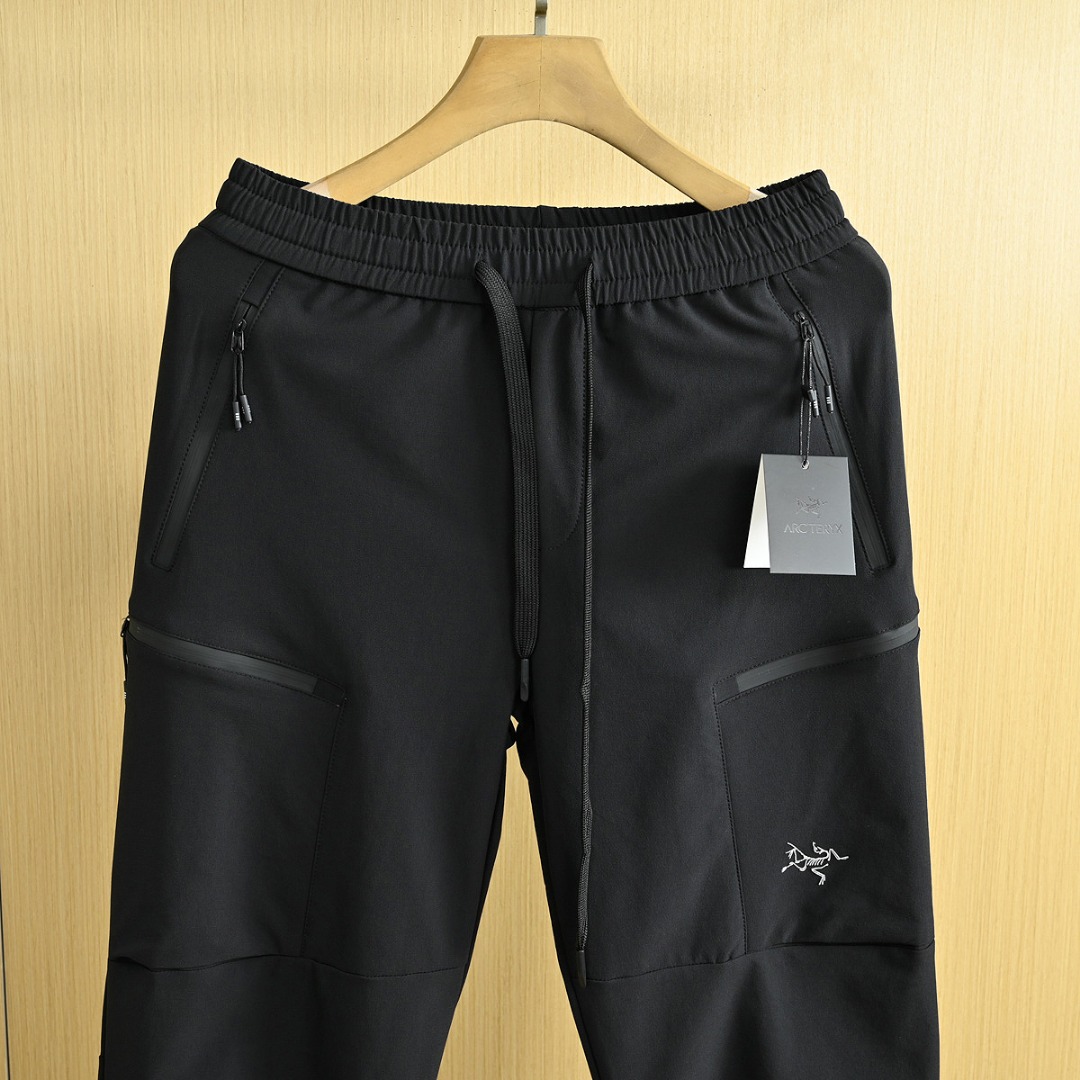 Arcteryx AAA+
 Kleding Broek Mannen Herfstcollectie Casual X24327