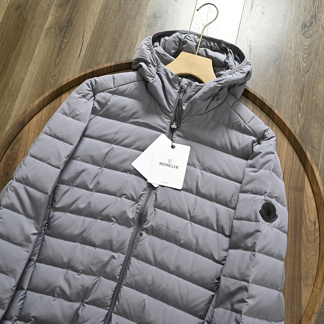 Moncler Kleding Bontmantel Mannen Bovenzijde met capuchon