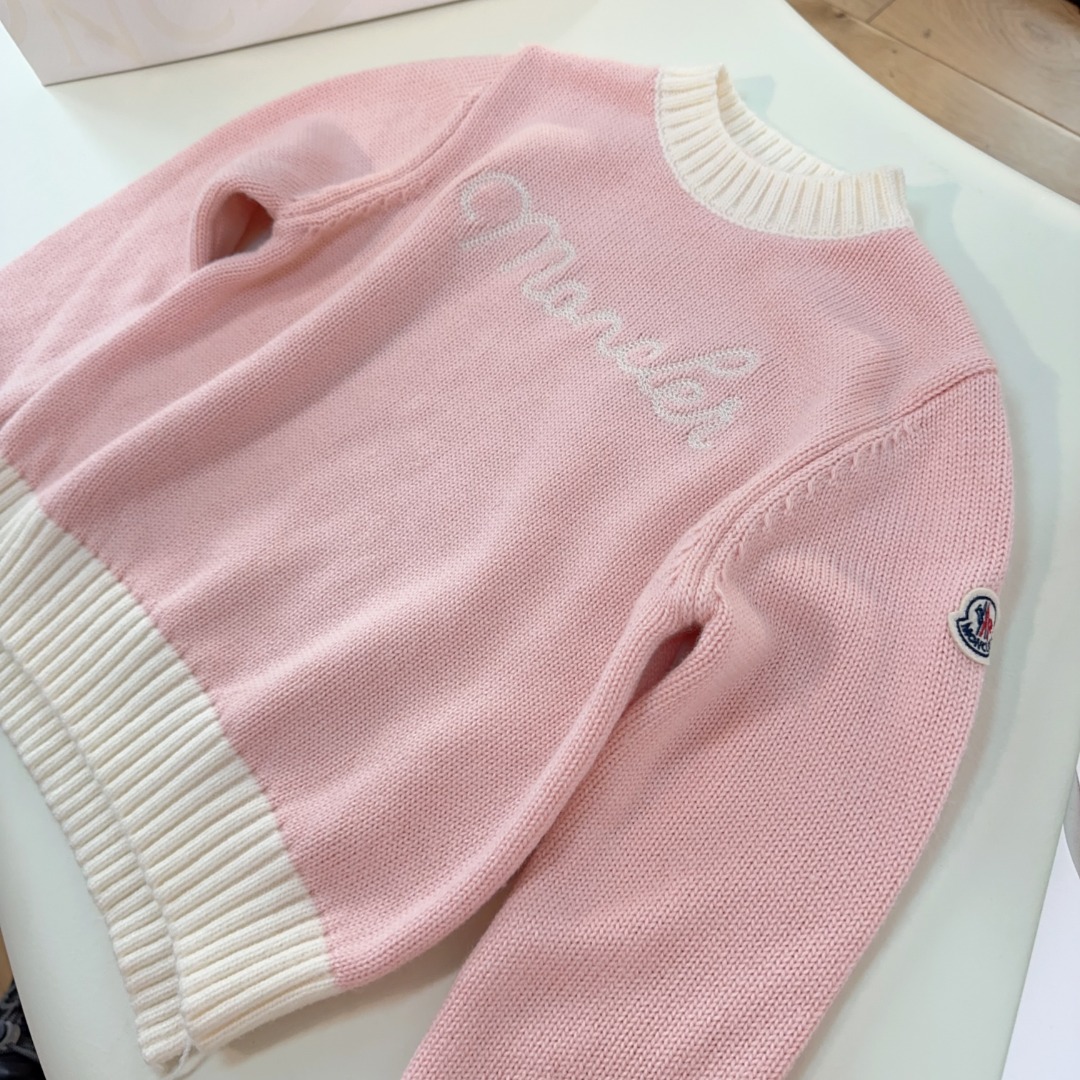 Soft Pink Sweaters with Stylish Embroidery and Wool – Dreamy and Hierarchical Fashion Statement - 图片 2