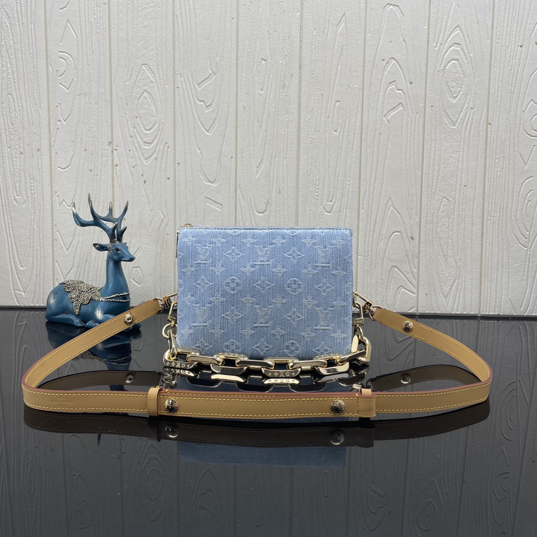 Louis Vuitton LV Coussin Tassen handtassen Blauw Lichtblauw Wit Katoen Stof Kettingen