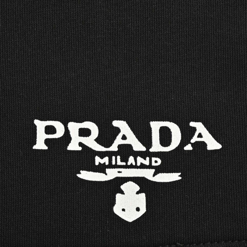Prada /普拉达 24Fw 口袋字母logo裤脚红色饰条长裤
