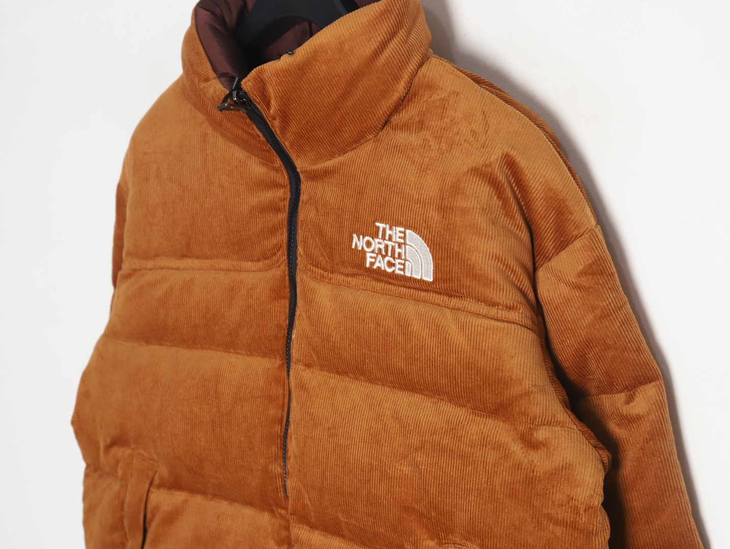 The North Face TNF 北面 23AW 92'S限定款灯芯绒两面穿羽绒服