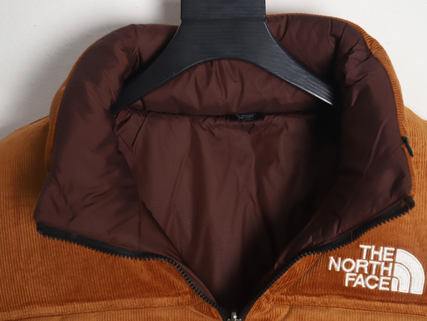 The North Face TNF 北面 23AW 92'S限定款灯芯绒两面穿羽绒服