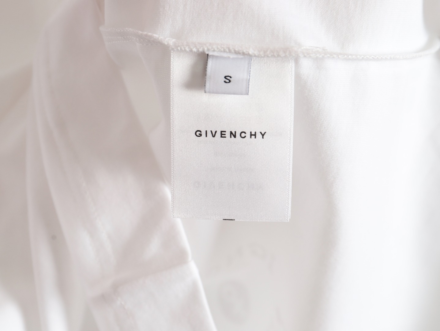 Givenchy 纪梵希GVC八芒星印花圆领短袖T恤