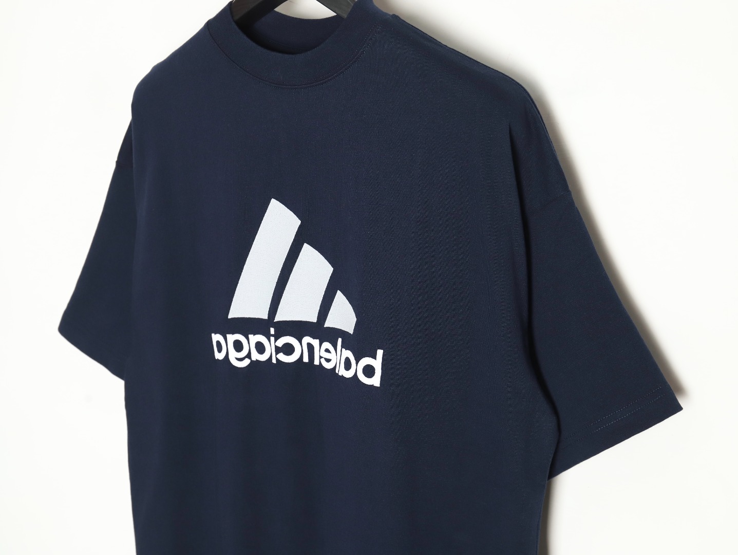 Balenciaga x Adidas 巴黎世家x阿迪达斯 正反两穿logo刺绣短袖t恤