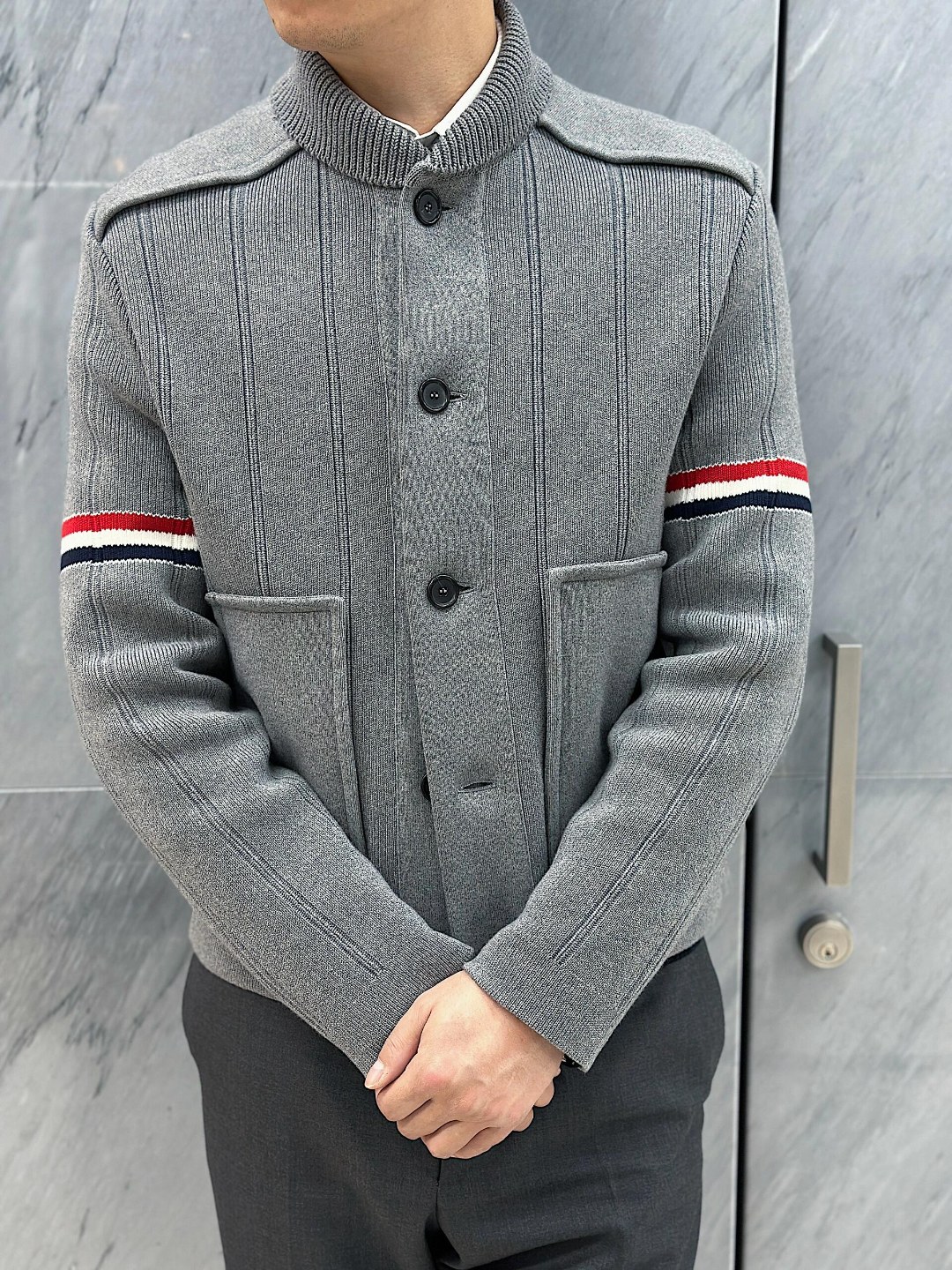 THOM BROWNE TB 汤姆布朗 24FW 竖条纹夹克外套 上身效果#