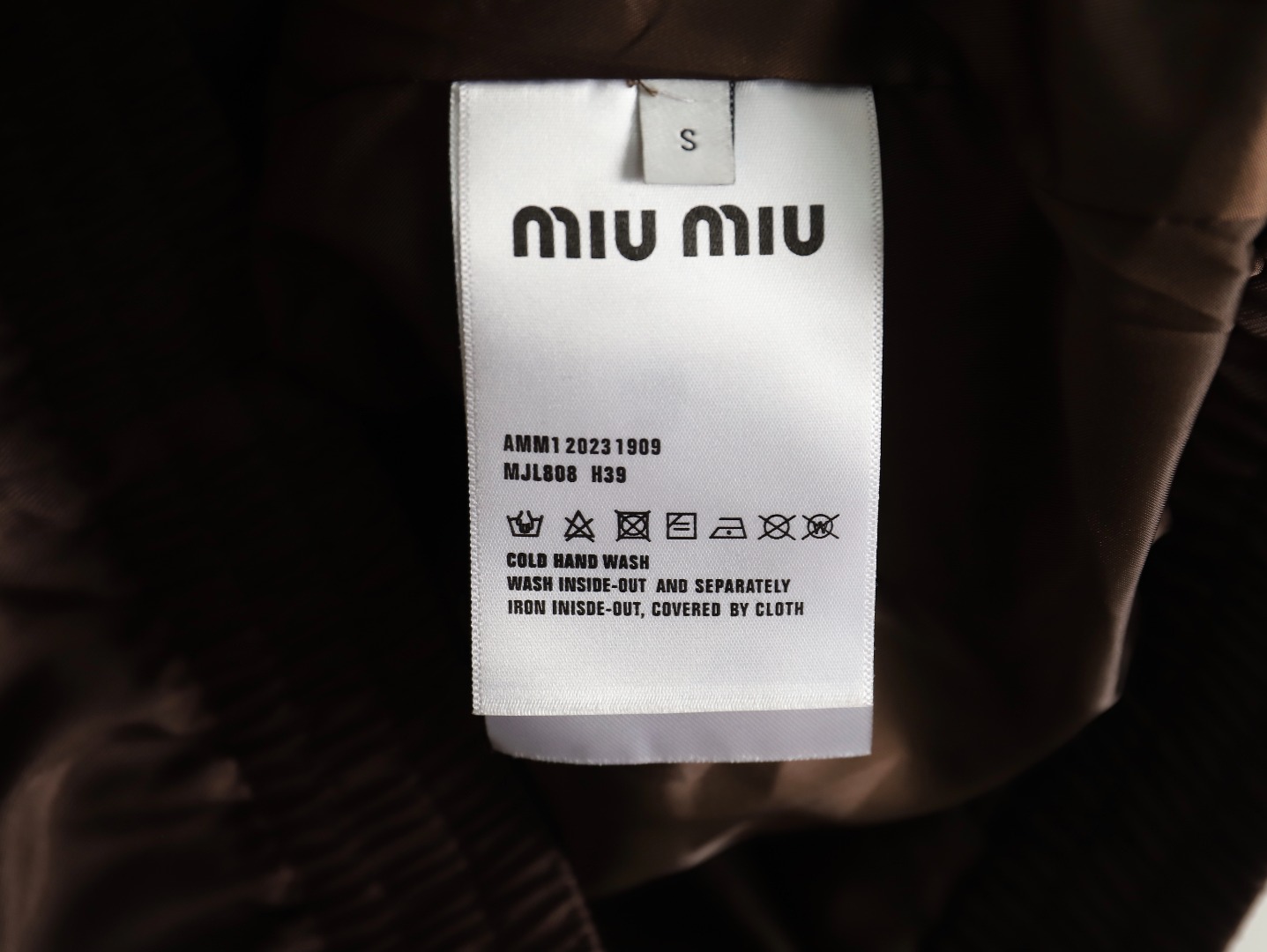 MIU MIU 缪缪 24FW 奚梦瑶同款咖色系胸前双口袋夹克