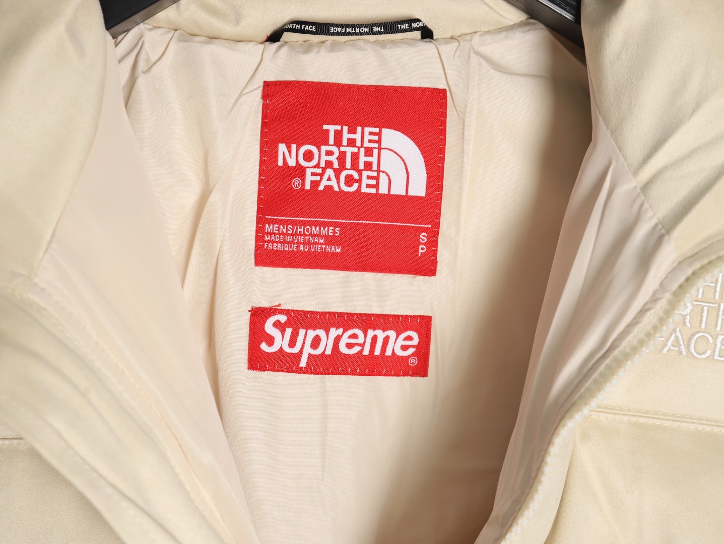 The North Face X Supreme 北面TNF SUP联名 麂皮羽绒服