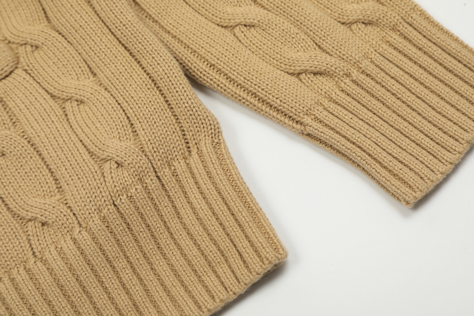 Ralph Lauren/拉夫劳伦 25ss 绞花编结针织毛衣开衫-Chinese UA Cheap High Quatity Brand Clothes Bags handbags Sneakers wholesale wholesaler seller from China Factory suppliers Fashion Clothing Shoes best Quality Beautiful Price Ralph Lauren/拉夫劳伦 25ss 绞花编结针织毛衣开衫