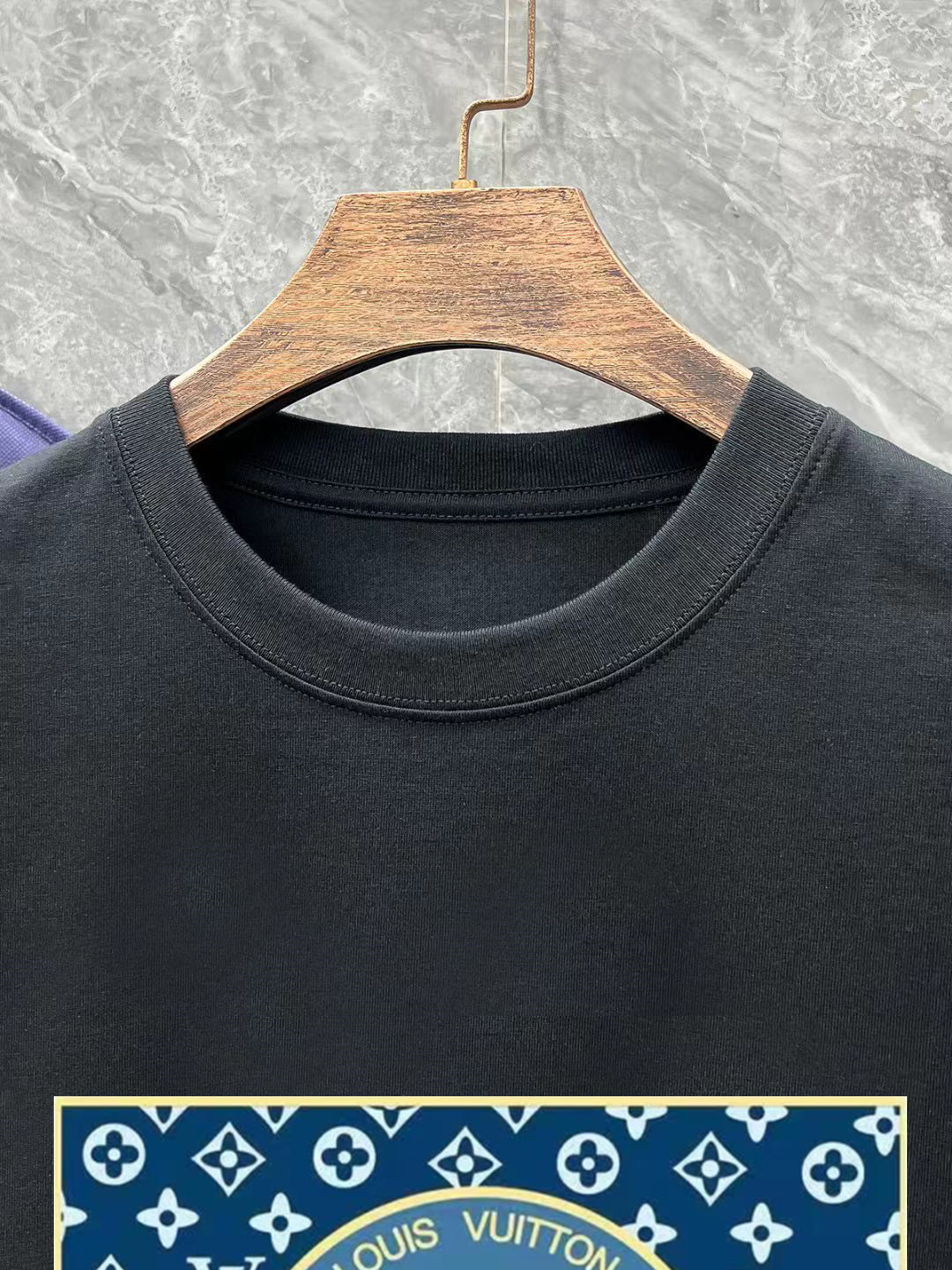 路易威登#2024春夏新款首发专柜最新款短袖圆领T恤高端订制设计前卫时尚！品牌logo重工艺设计高端定制