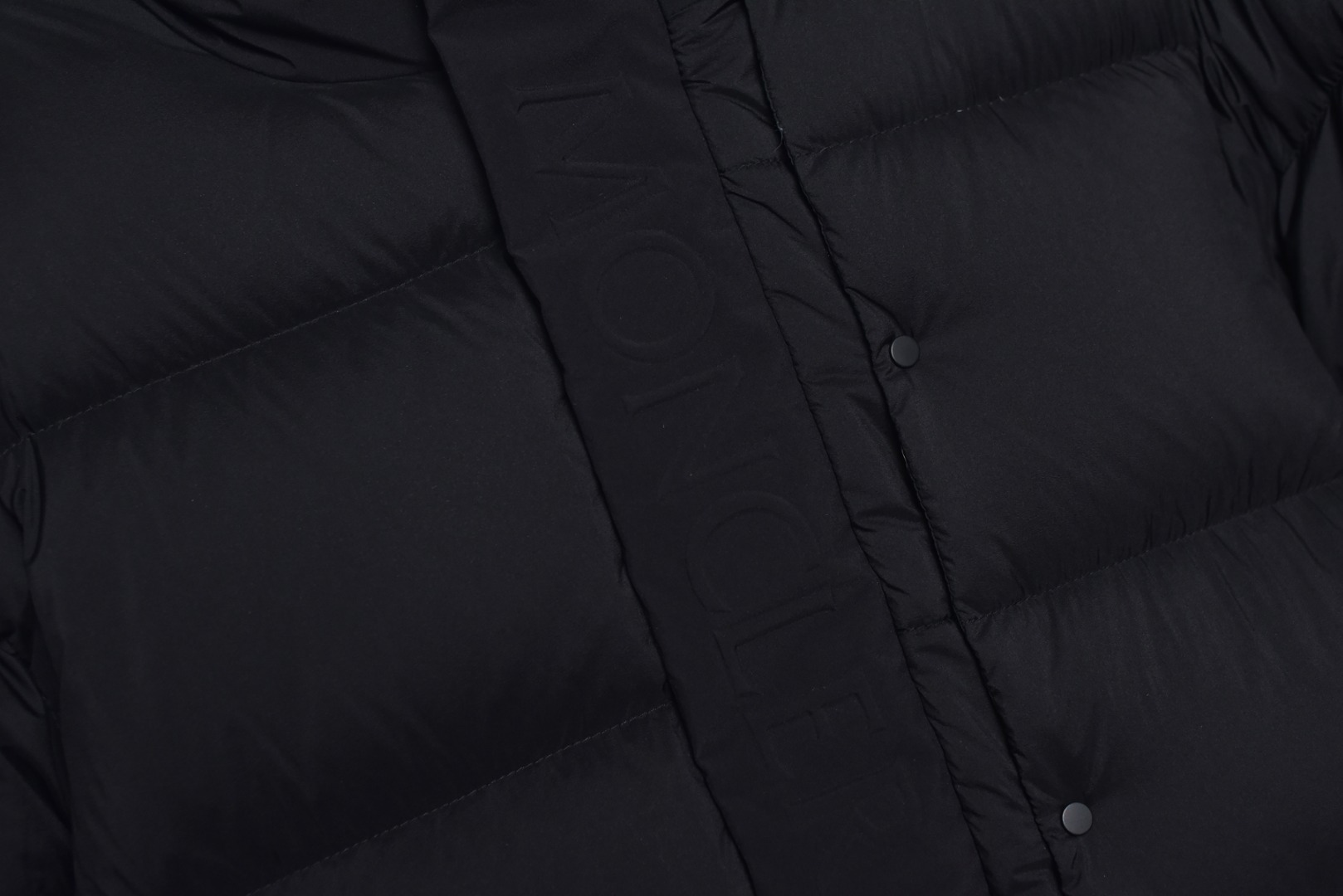 图片[4]-#SG 巅峰版 Moncler 黑武士 「专供高端客户」🔺 真正独家填充国标90白鹅绒，不是国标90绒包退包赔，拉链五金独立开模制作。刺绣，纱线 经过计算机测绘 %99.99还原度 面料采用进口原渠道高密度纳米级面料 内里充绒超级饱满。无需过多赘述，欢迎货比三家，全年可售后，放心消费 尺码：1 2 3 4 5 6-选品中心