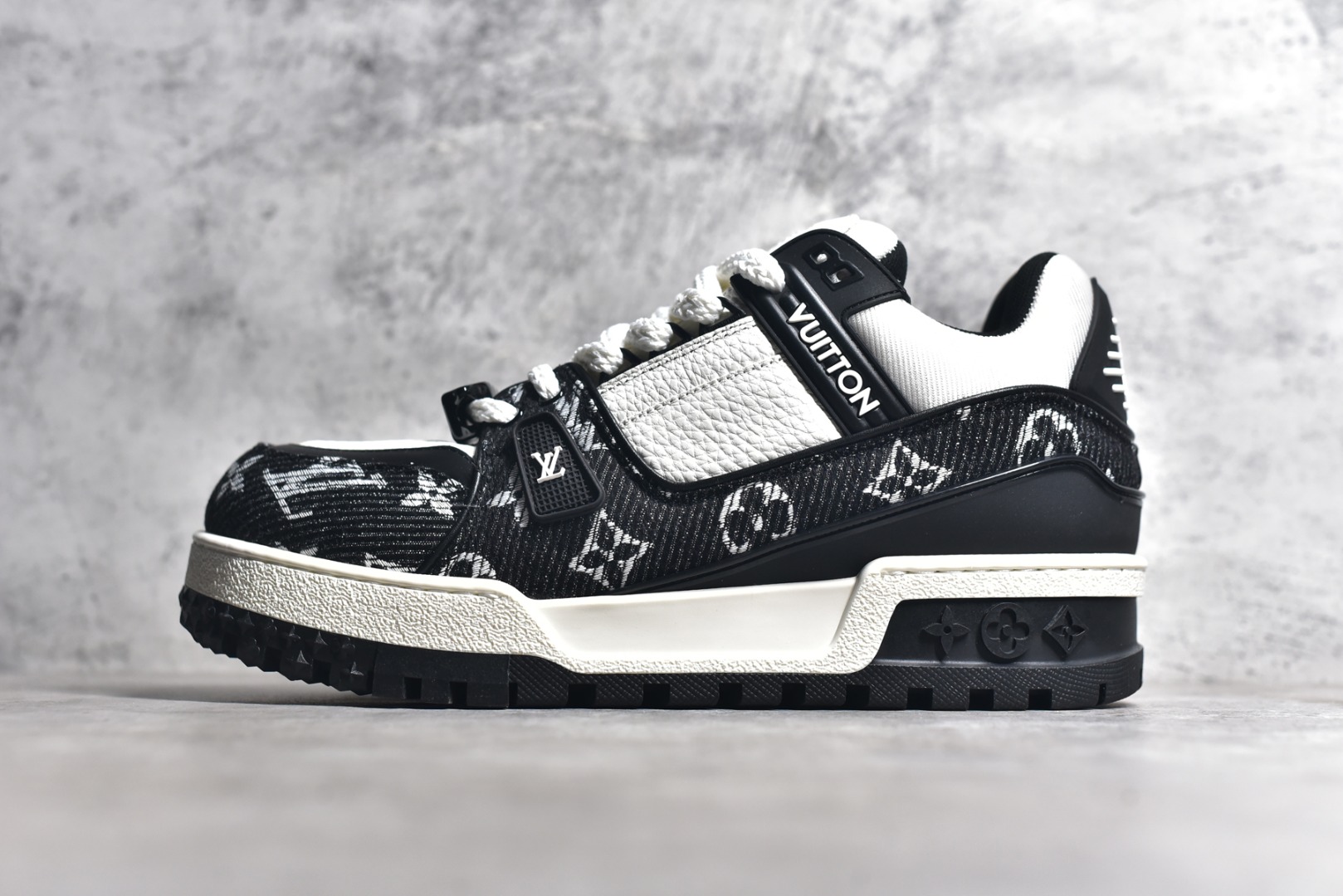 Louis Vuitton 路易威登 LV Trainer 低帮休闲板鞋