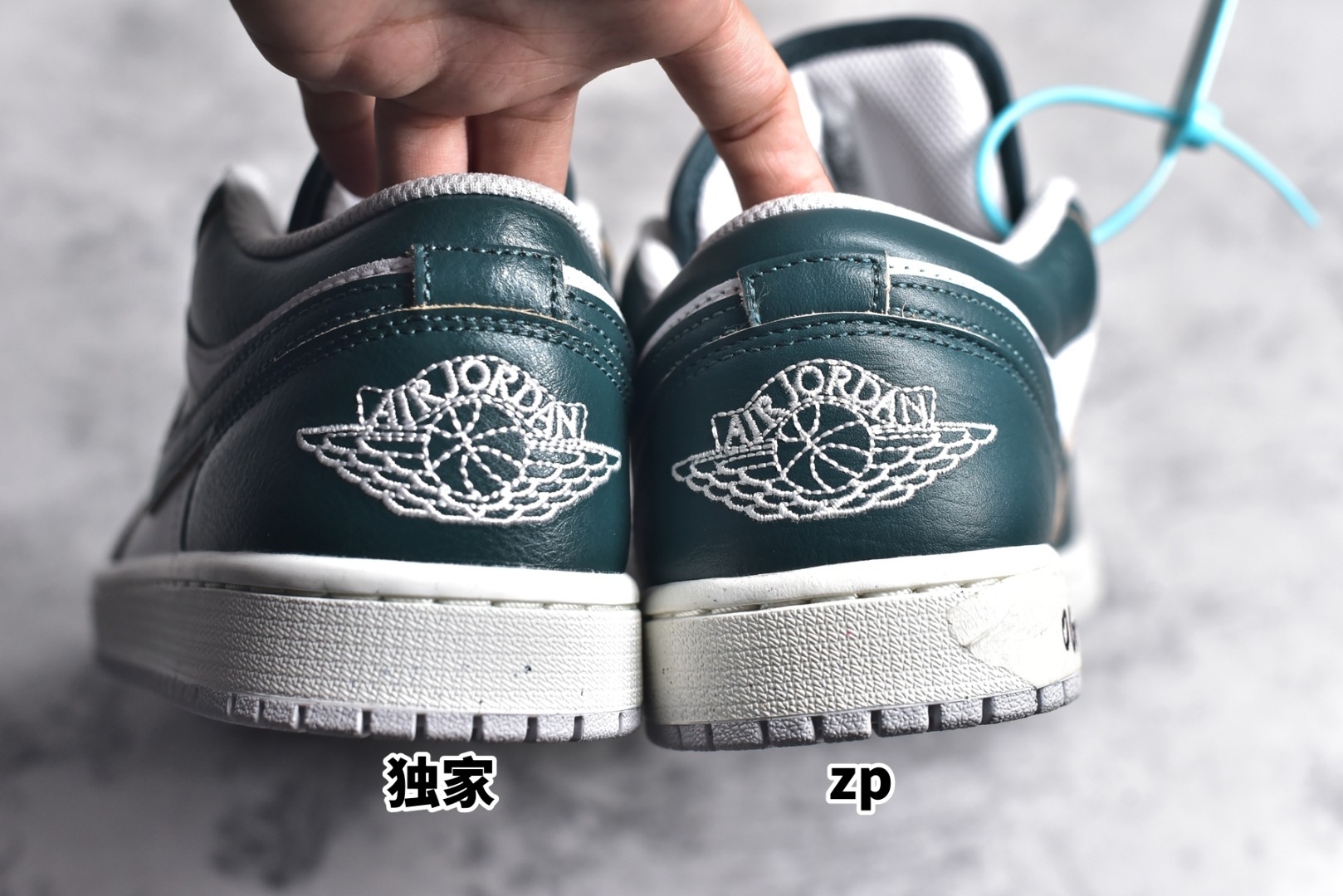 细节图
.
.
.
.
 CX专供 X版公司货
【乔1】Air Jordan AJ1 Low 低帮 终端优势供应 市面中低帮最具代表性版本没有之一 口碑大厂出品 品控大底版型不断改良更新 全套原纸板楦头开发 确保原汁原味 完美呈现版型 完美零毛边处理 原厂内置全掌气垫 价格定位良心 平台专用代工流水线出品 一眼公司既视感 拿到手的一瞬间就与众不同 碾压市面所有版本 全部原鞋开发 每一个配色都会采购原鞋确认细节 打破市面看图做货无好货之说 
货号：FQ7687 300 
尺码：38 38.5 39 40 40.5 41 42 42.5 43 44 44.5 45 46