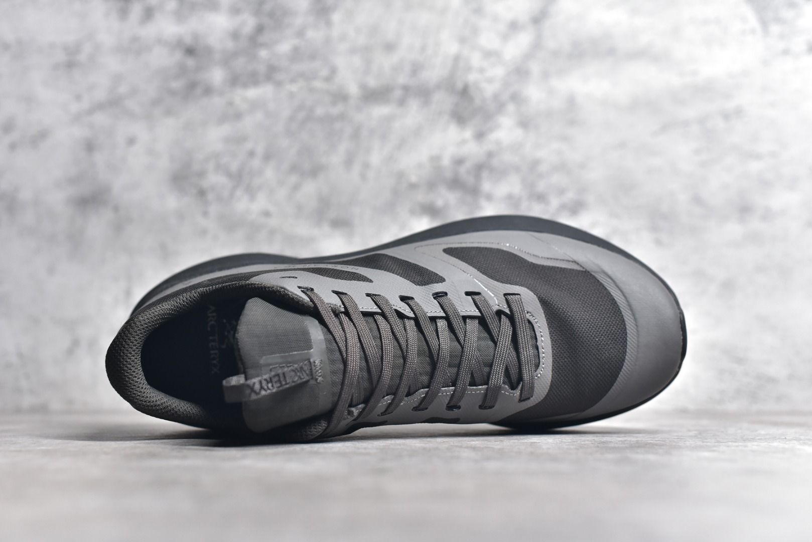 CX专供 免税渠道公司货 【ARC】Arcteryx Norvan LD 3 Gore-Tex 始祖鸟系列长距离越野登山徒步户外防水多功能运动跑鞋 台州原厂独家原底面配置 全套原厂生产指令加持 原厂特供Vibram外底 防水弹力尼龙布 外层热压TPU鞋面 随意纵横 内外盒标包装纸鞋带配件均同步公司 完美拉帮中底带钢印 仅服务市场百分之五高端客户 公司一样的东西 放心开冲 外贸 零售 裸鞋 渠道货 随意操作 承诺半个月内开胶直接换新 尺码同步官方：39.5 40 40.5 41 42 42.5 43 44 44.5 45