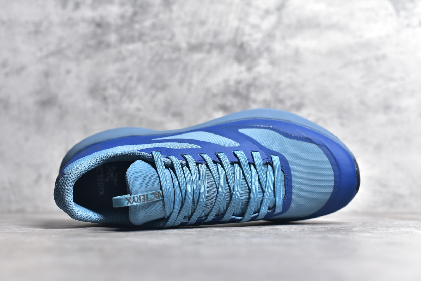 CX专供 免税渠道公司货 【ARC】Arcteryx Norvan LD 3 Gore-Tex 始祖鸟系列长距离越野登山徒步户外防水多功能运动跑鞋 台州原厂独家原底面配置 全套原厂生产指令加持 原厂特供Vibram外底 防水弹力尼龙布 外层热压TPU鞋面 随意纵横 内外盒标包装纸鞋带配件均同步公司 完美拉帮中底带钢印 仅服务市场百分之五高端客户 公司一样的东西 放心开冲 外贸 零售 裸鞋 渠道货 随意操作 承诺半个月内开胶直接换新 尺码同步官方：39.5 40 40.5 41 42 42.5 43 44 44.5 45