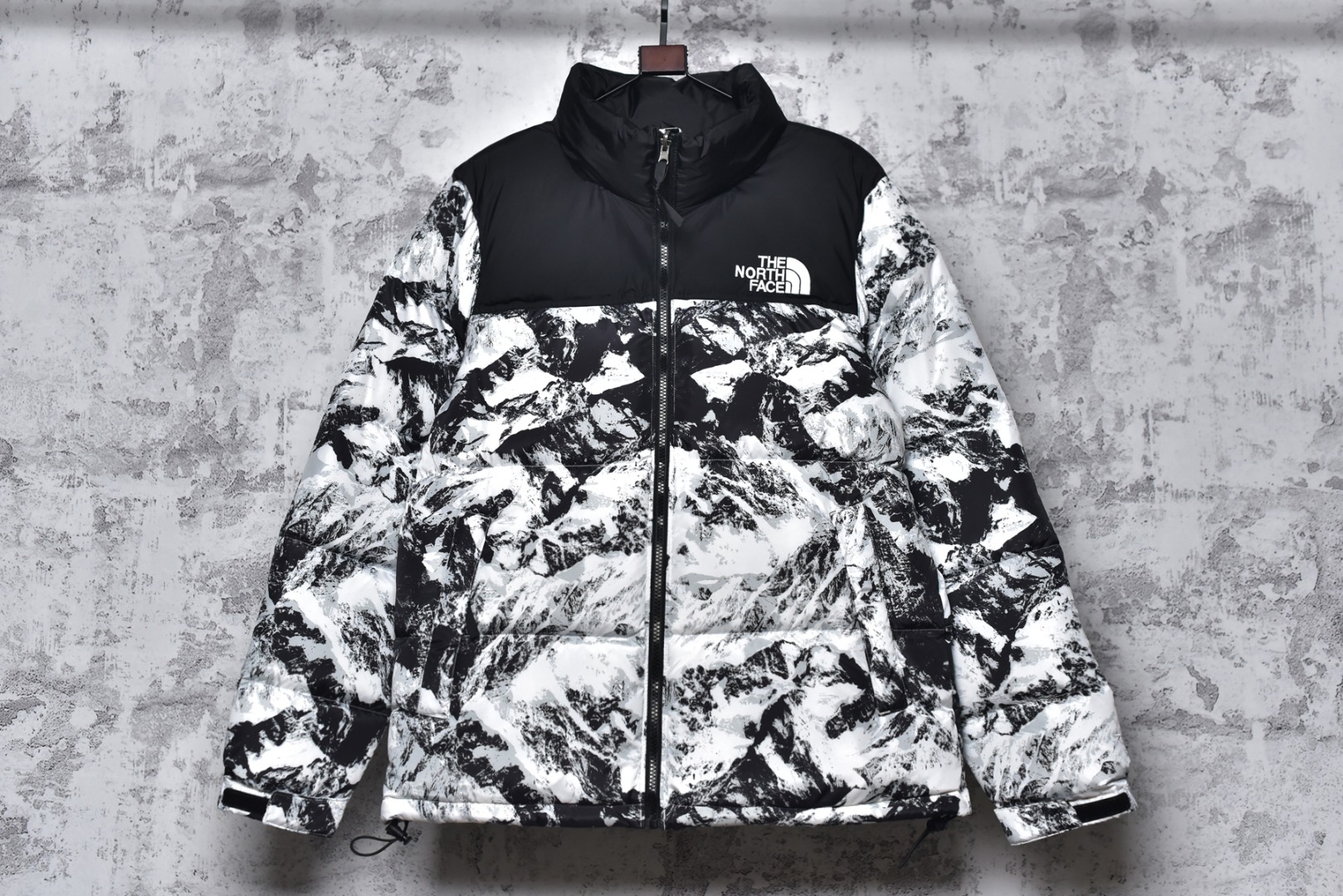 #SG巅峰系列 M.S雪山三代 THE NORTH FACE北面1996 现货供应“全年售后” 原厂面料：国标90绒「正品同步」 假1赔3️ 不用看市场货的文案怎么写 你问他敢不敢赔就完了 温馨提示❗️（巅峰只做高端产品） 尺码：XS S Ｍ L XL XXL-选品中心