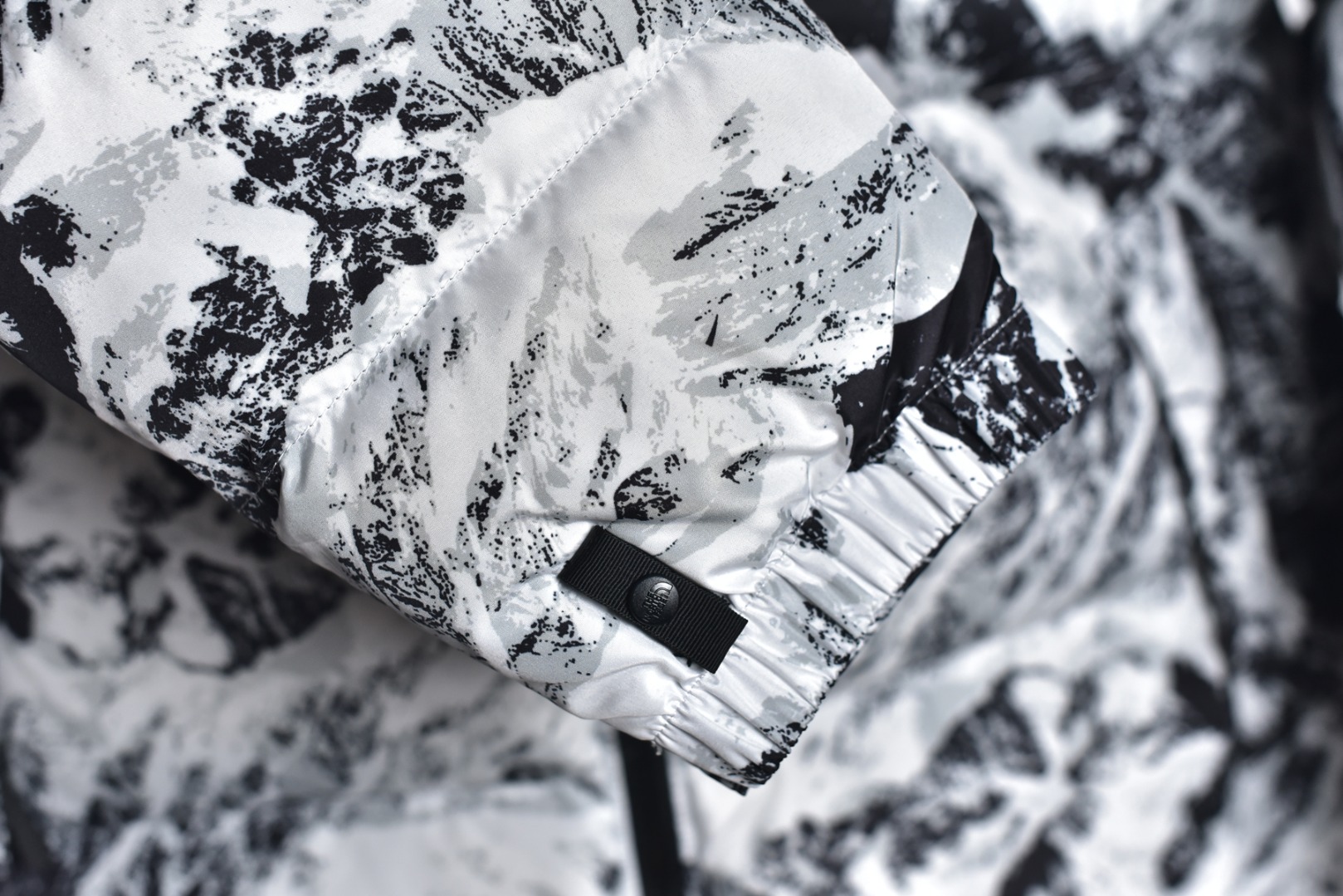 图片[8]-#SG巅峰系列 M.S雪山三代 THE NORTH FACE北面1996 现货供应“全年售后” 原厂面料：国标90绒「正品同步」 假1赔3️ 不用看市场货的文案怎么写 你问他敢不敢赔就完了 温馨提示❗️（巅峰只做高端产品） 尺码：XS S Ｍ L XL XXL-选品中心