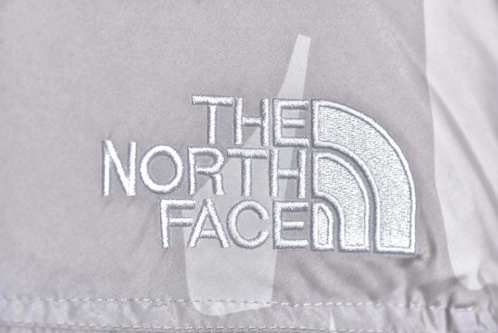 图片[5]-#SG巅峰系列 KAWS-THE NORTH FACE北面1996-联名系列 现货供应“全年售后” 原厂面料：国标90绒「正品同步」 假1赔3️ 不用看市场货的文案怎么写 你问他敢不敢赔就完了 温馨提示❗️（巅峰只做高端产品） 尺码：XS S Ｍ L XL XXL-选品中心