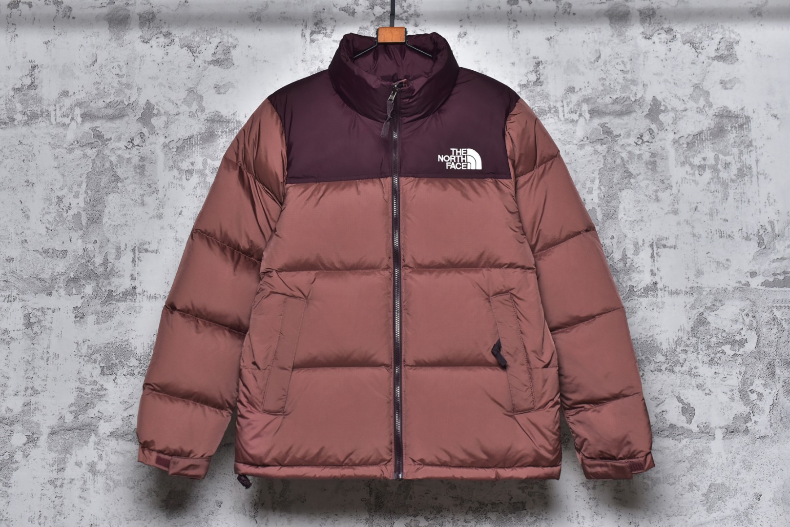 #SG巅峰系列 THE NORTH FACE北面1996 小麦系列 现货供应“全年售后” 原厂面料：国标90绒「正品同步」 假1赔3️ 不用看市场货的文案怎么写 你问他敢不敢赔就完了 温馨提示❗️（巅峰只做高端产品） 尺码：XS S Ｍ L XL XXL-选品中心