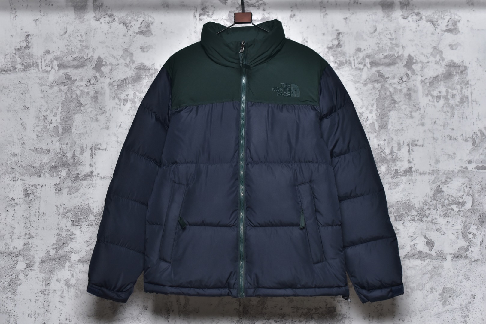 #SG巅峰系列 THE NORTH FACE北面1996 小麦系列 现货供应“全年售后” 原厂面料：国标90绒「正品同步」 假1赔3️ 不用看市场货的文案怎么写 你问他敢不敢赔就完了 温馨提示❗️（巅峰只做高端产品） 尺码：XS S Ｍ L XL XXL-选品中心