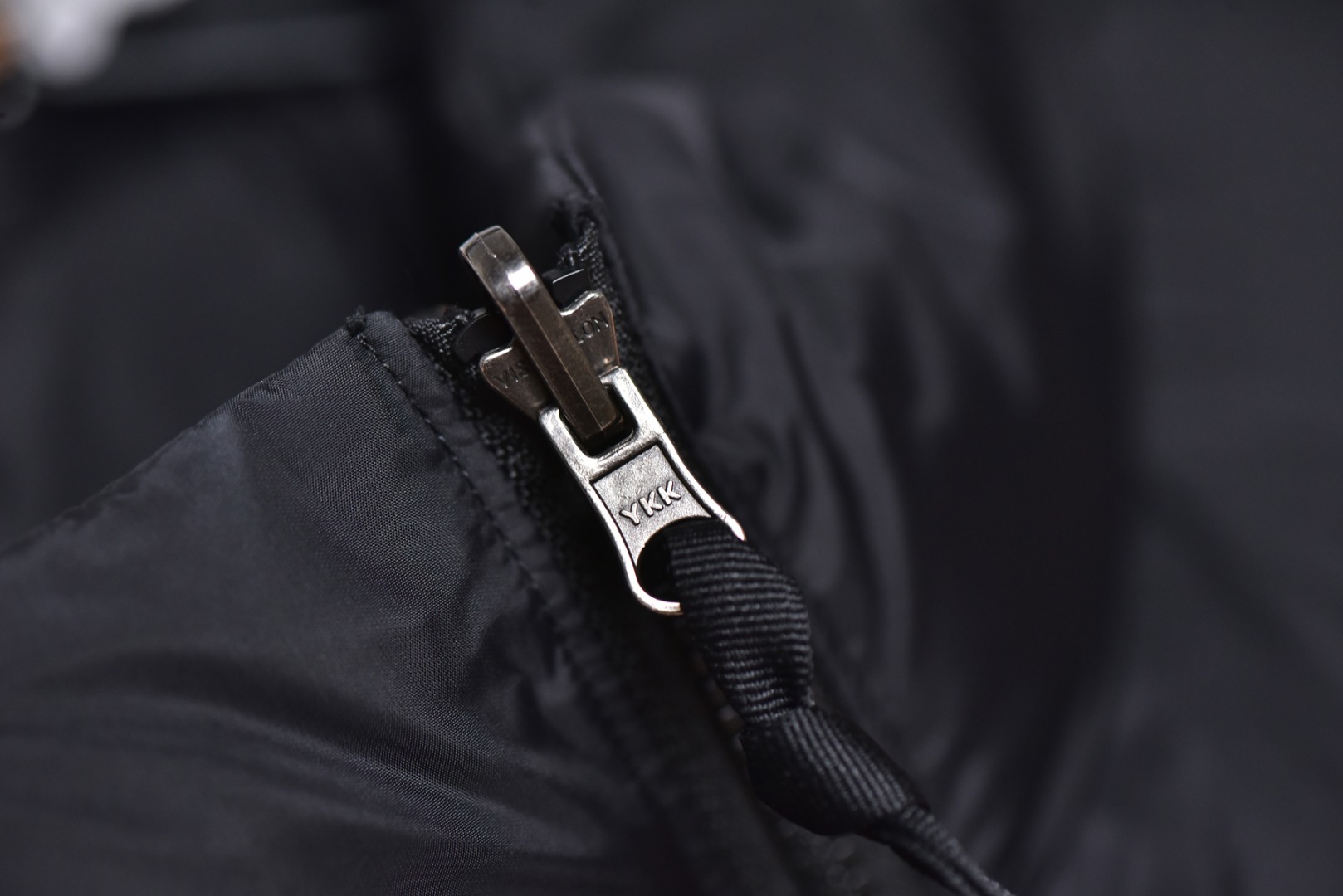 图片[7]-#SG巅峰系列 THE NORTH FACE北面1996 经典款羽绒服系列 13色 现货供应“全年售后” 原厂面料：国标90绒「正品同步」 假1赔3️ 不用看市场货的文案怎么写 你问他敢不敢赔就完了 温馨提示❗️（巅峰只做高端产品） 颜色：黑色.金属色.绿色.深黄色.紫色.粉色.白色.淡兰色.藏蓝色. 芥末绿.深灰色.橙色.酒红色 尺码：XS S Ｍ L XL XXL-选品中心