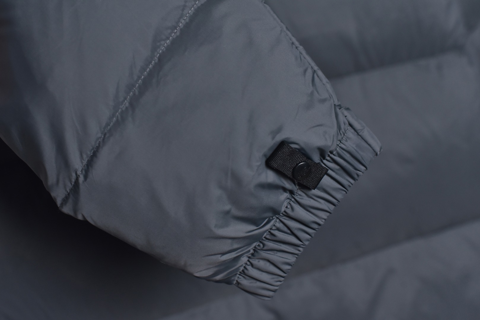 图片[4]-#SG巅峰系列 THE NORTH FACE北面1996 经典款羽绒服系列 13色 现货供应“全年售后” 原厂面料：国标90绒「正品同步」 假1赔3️ 不用看市场货的文案怎么写 你问他敢不敢赔就完了 温馨提示❗️（巅峰只做高端产品） 颜色：黑色.金属色.绿色.深黄色.紫色.粉色.白色.淡兰色.藏蓝色. 芥末绿.深灰色.橙色.酒红色 尺码：XS S Ｍ L XL XXL-选品中心