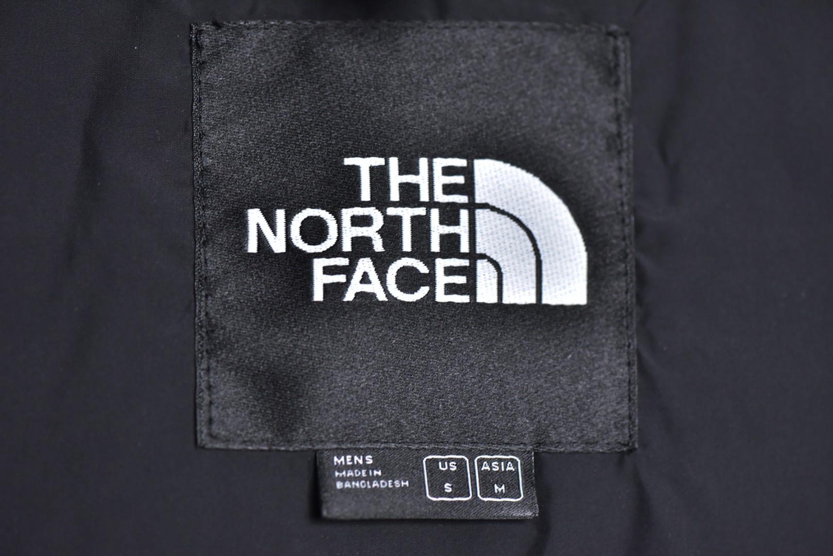 图片[9]-#SG巅峰系列 THE NORTH FACE北面1996 经典款羽绒服系列 13色 现货供应“全年售后” 原厂面料：国标90绒「正品同步」 假1赔3️ 不用看市场货的文案怎么写 你问他敢不敢赔就完了 温馨提示❗️（巅峰只做高端产品） 颜色：黑色.金属色.绿色.深黄色.紫色.粉色.白色.淡兰色.藏蓝色. 芥末绿.深灰色.橙色.酒红色 尺码：XS S Ｍ L XL XXL-选品中心