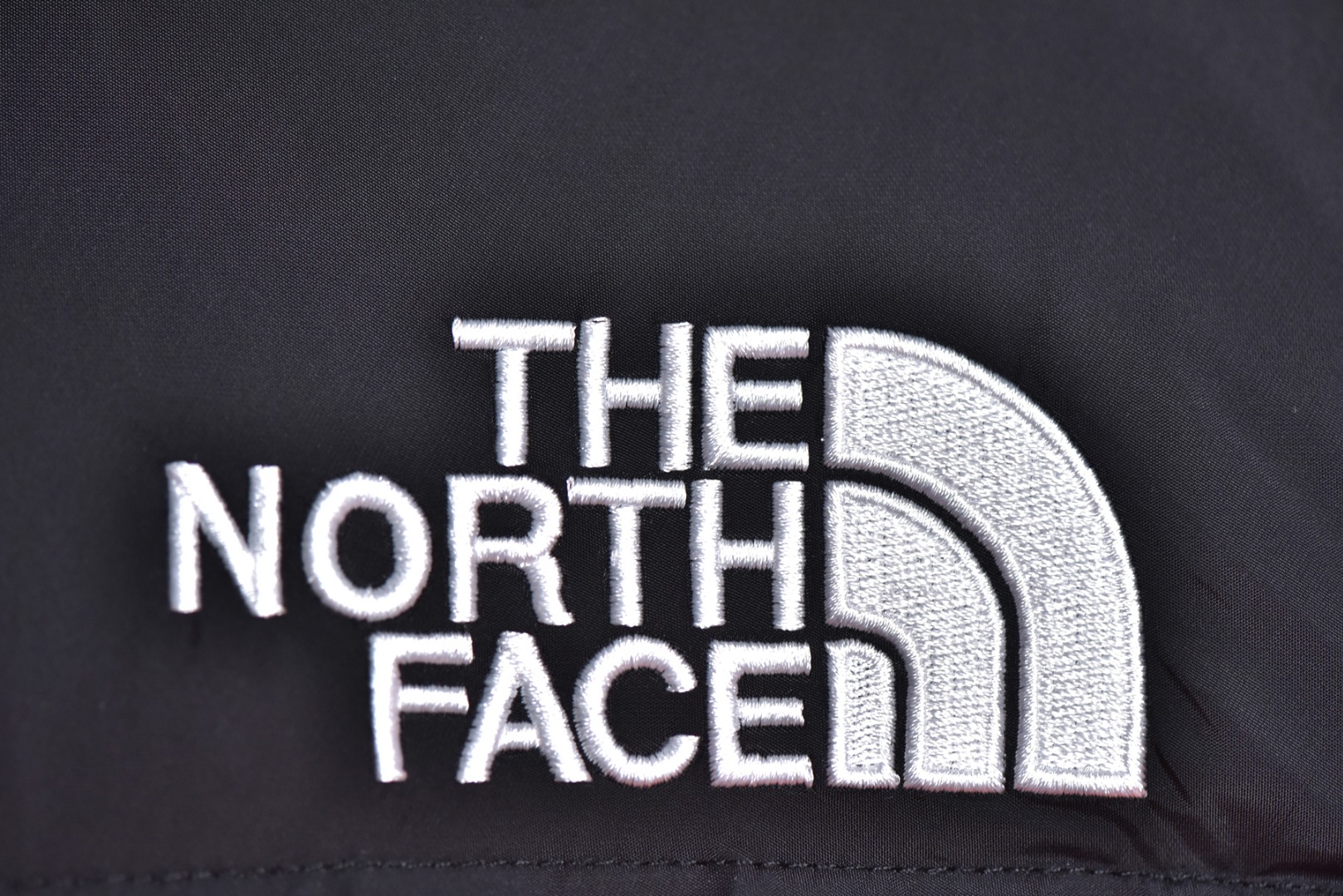 图片[7]-#SG巅峰系列 THE NORTH FACE北面1996 经典款羽绒服系列 13色 现货供应“全年售后” 原厂面料：国标90绒「正品同步」 假1赔3️ 不用看市场货的文案怎么写 你问他敢不敢赔就完了 温馨提示❗️（巅峰只做高端产品） 颜色：黑色.金属色.绿色.深黄色.紫色.粉色.白色.淡兰色.藏蓝色. 芥末绿.深灰色.橙色.酒红色 尺码：XS S Ｍ L XL XXL-选品中心