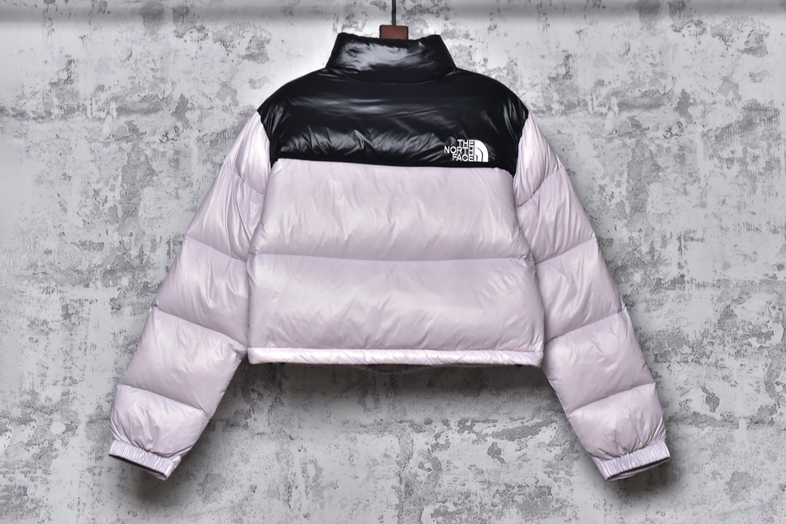 图片[2]-#SG巅峰系列 肯豆THE NORTH FACE北面84短款女款 现货供应“全年售后” 原厂面料：国标90绒「正品同步」 假1赔3️ 不用看市场货的文案怎么写 你问他敢不敢赔就完了 温馨提示❗️（巅峰只做高端产品） 尺码：S Ｍ L-选品中心