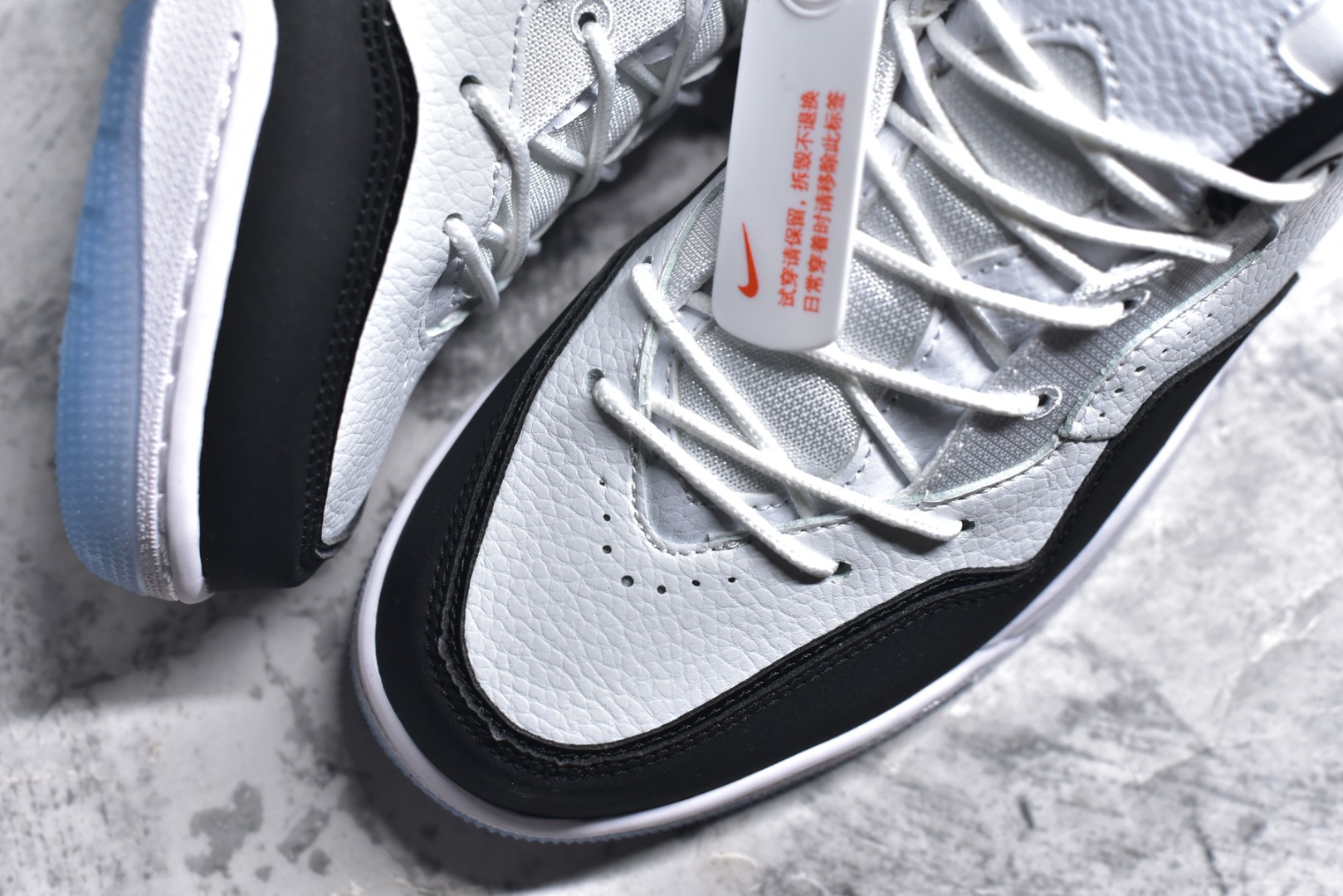 图片[8]-#秒杀 ️Air Jordan Courtside AJ23 简版中帮复古休闲运动文化篮球鞋 市面唯一纯原批次 全套原纸板楦头开发 原厂大底磨具加持立体防滑纹理 原装可视Air Sole气垫 原汁原味最完美的版型 唯一正确鞋头趴度弧度高度鞋身腰线 作为AJ3到AJ4之间的过渡产品 之所以被称为AJ3的简版 它们的造型非常的相似但是也有一些差异 鞋面采用耐磨的牛剖层和人造革鞋面搭配 后跟可以明显看见Air Max气垫 出色的包裹效果让鞋子脚感非常舒适 尺码：36 36.5 37.5 38 38.5 39 40 40.5 41 42 42.5 43 44 45 46 47.5-选品中心