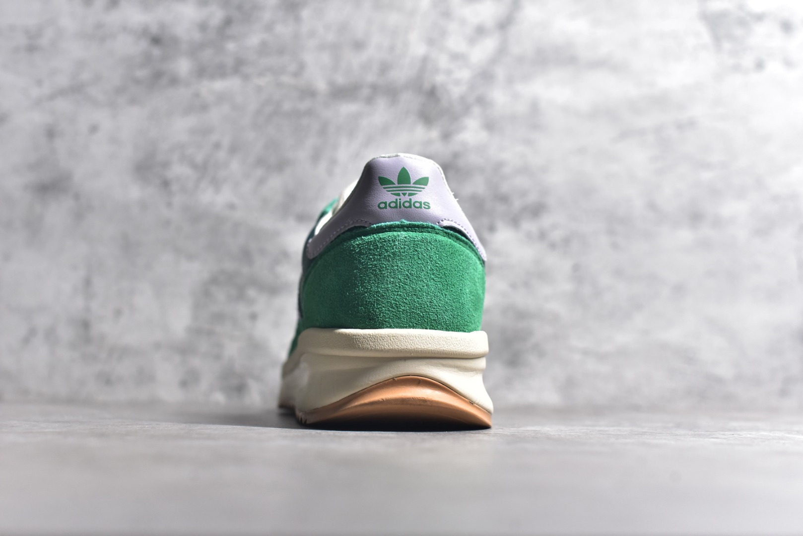 图片[5]-#AD Originals SL 72 RS 阿迪休闲防滑耐磨低帮板鞋 经典低帮设计和橡胶外底，采用舒爽尼龙鞋面，绒面革饰面和皮革细节 搭载着 Ecotex 鞋舌，更添质感，EVA 中底设计助你舒适出行 货号：IH7993 尺码：36 36.5 37 38 38.5 39 40 40.5 41 42 42.5 43 44 44.5 45-选品中心