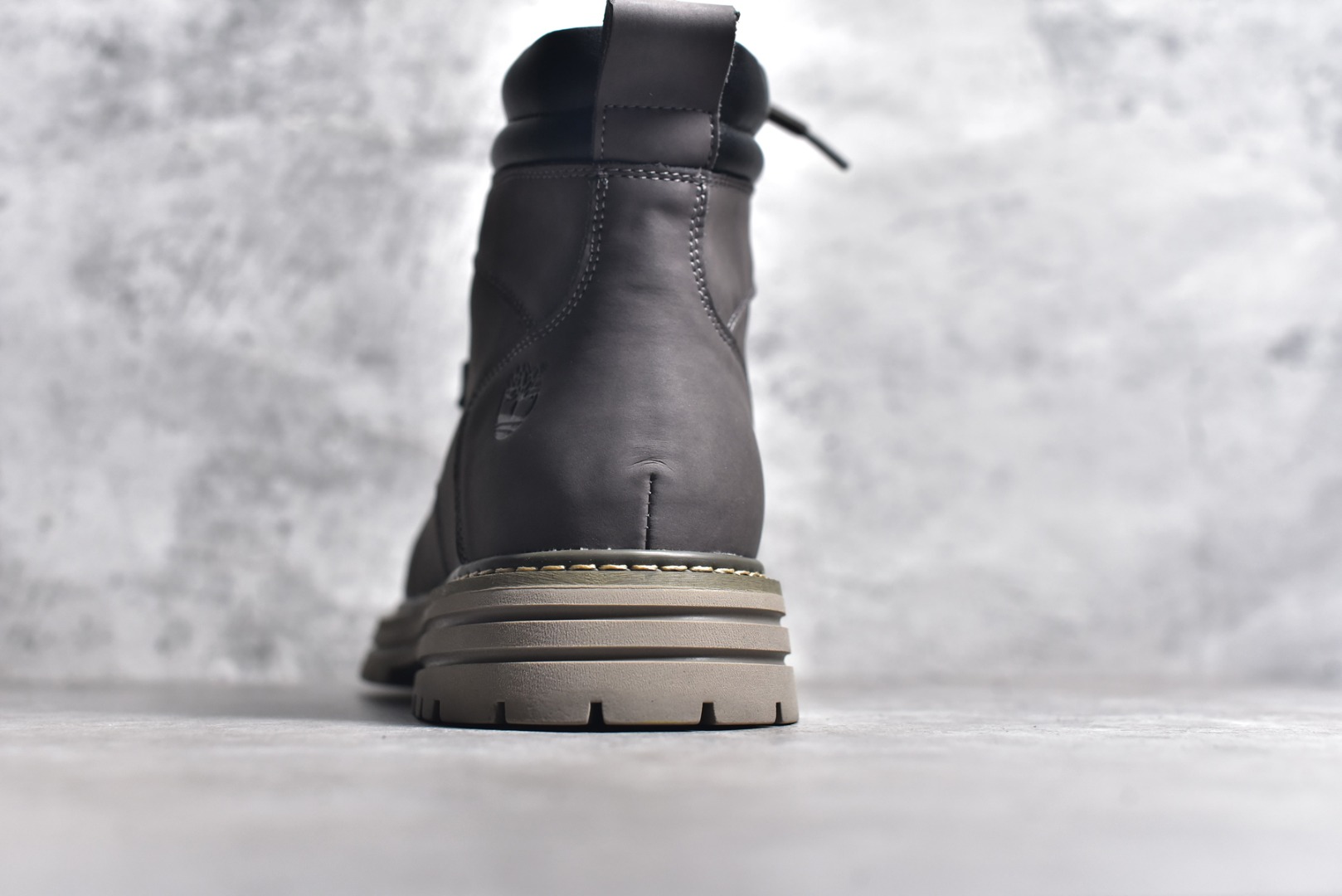 图片[5]-#Timberland添柏岚/天伯伦户外高帮休闲大黄靴系列 广东大厂品质 原盒原包装 24ss新款时尚潮流搭配 面料采用意大利🇮🇹顶级磨砂细纹牛皮 搭配防臭防腐真皮乳胶鞋垫 给您完美的穿着体验 质量考究耐穿 型男必备 专治不帅 高品质脚感一流 尺码：38 39 40 41 42 43 44（皮鞋码）-选品中心
