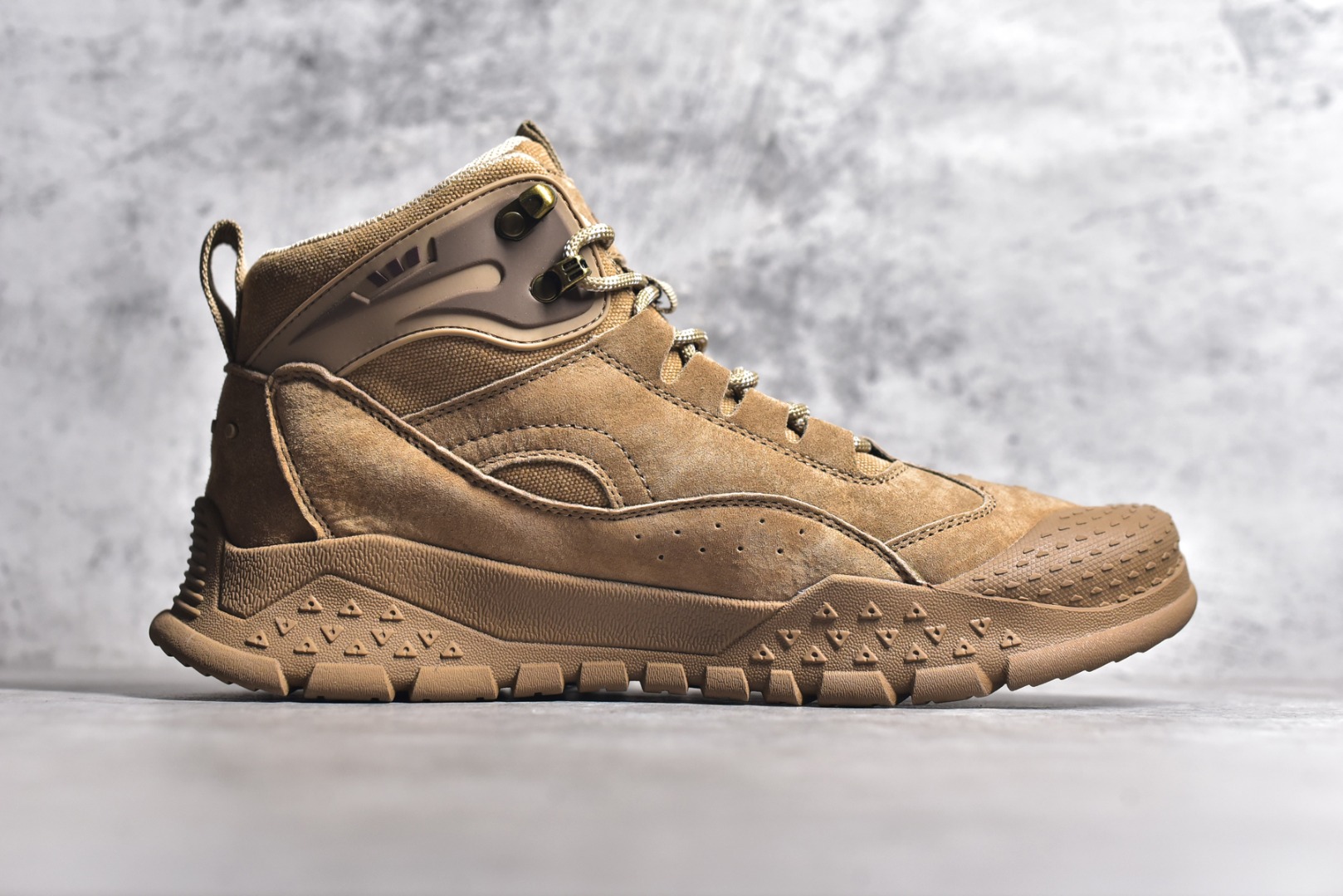 图片[3]-#Timberland添柏岚/天伯伦户外高帮休闲大黄靴系列 广东大厂品质 原盒原包装 24ss新款时尚潮流搭配 面料采用意大利🇮🇹顶级磨砂细纹牛皮 搭配防臭防腐真皮乳胶鞋垫 给您完美的穿着体验 质量考究耐穿 型男必备 专治不帅 高品质脚感一流 尺码：38 39 40 41 42 43 44（皮鞋码）-选品中心