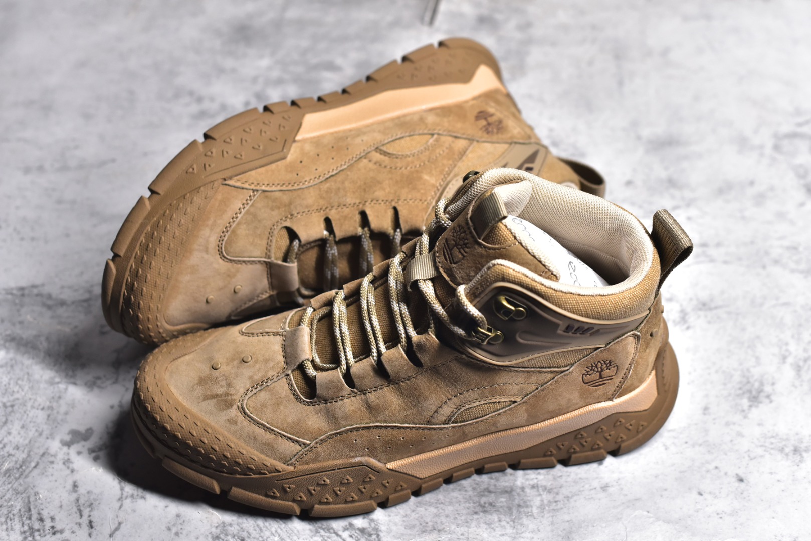 图片[7]-#Timberland添柏岚/天伯伦户外高帮休闲大黄靴系列 广东大厂品质 原盒原包装 24ss新款时尚潮流搭配 面料采用意大利🇮🇹顶级磨砂细纹牛皮 搭配防臭防腐真皮乳胶鞋垫 给您完美的穿着体验 质量考究耐穿 型男必备 专治不帅 高品质脚感一流 尺码：38 39 40 41 42 43 44（皮鞋码）-选品中心