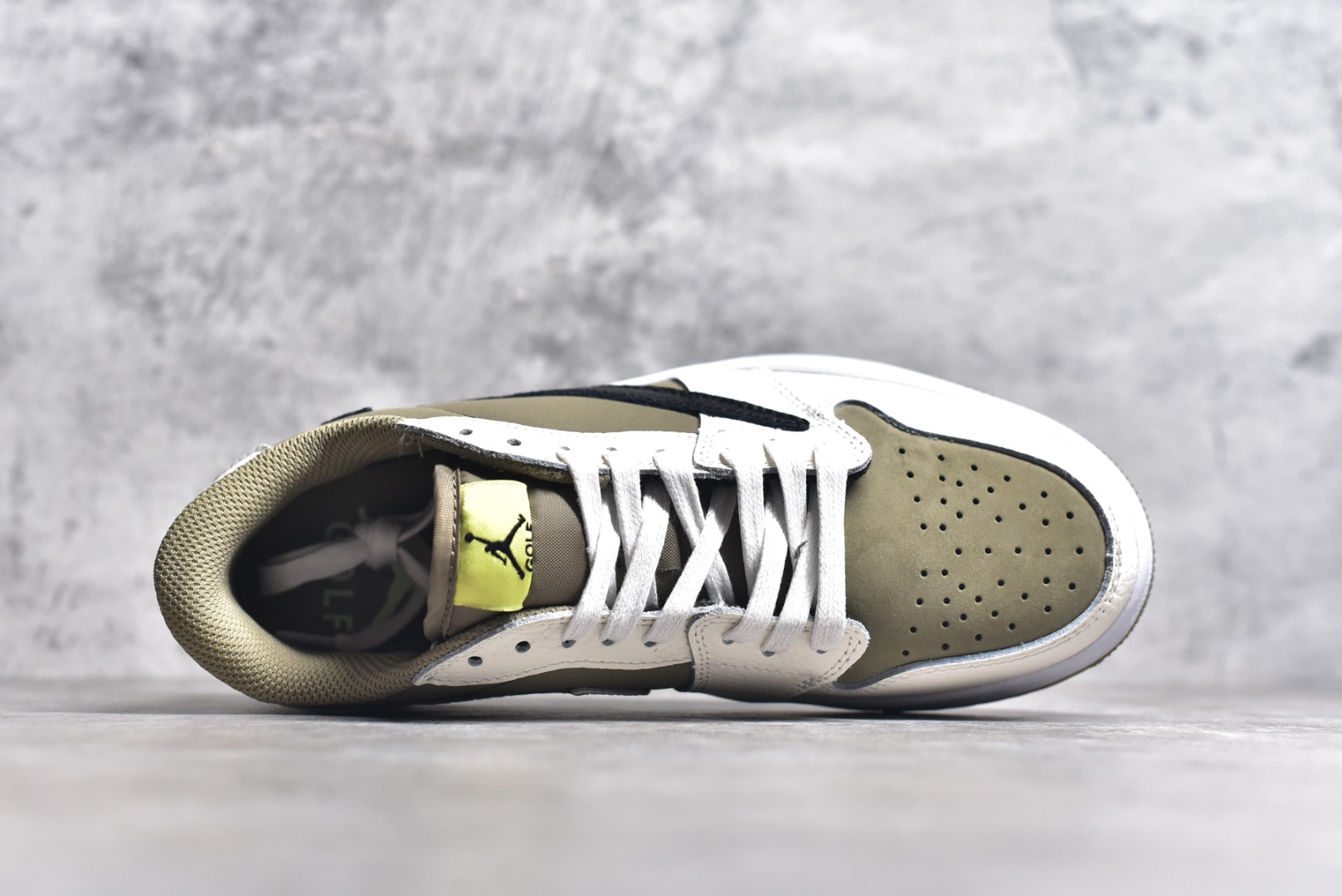 图片[4]-#特价 ️ Air Jordan 1 low 低帮 倒钩配色系列 性价比无敌 走量拉新客必备单品 尺码：36 36.5 37.5 38 38.5 39 40 40.5 41 42 42.5 43 44 44.5 45 46-选品中心