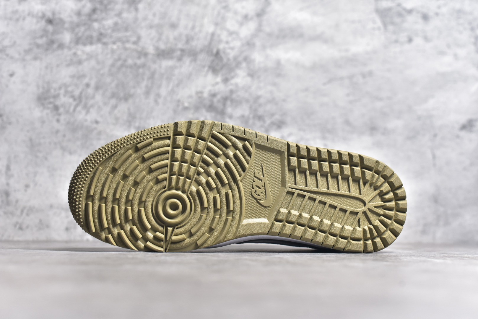 图片[6]-#特价 ️ Air Jordan 1 low 低帮 倒钩配色系列 性价比无敌 走量拉新客必备单品 尺码：36 36.5 37.5 38 38.5 39 40 40.5 41 42 42.5 43 44 44.5 45 46-选品中心