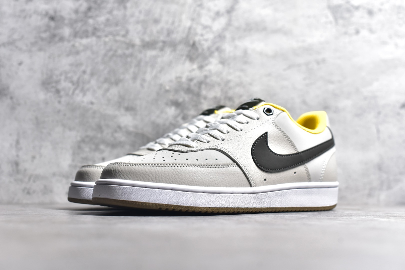 图片[2]-#秒杀 ️ 经典百搭 Nike 系列 复古舒适防滑轻便低帮板鞋 尺码：36 36.5 37.5 38 38.5 39 40 40.5 41 42 42.5 43 44 44.5 45-选品中心