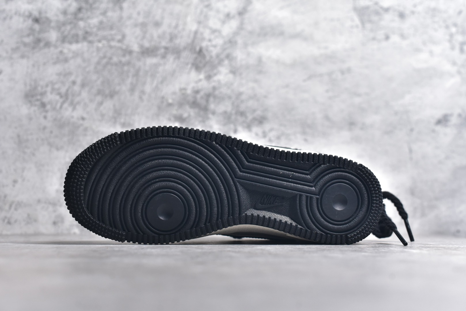 图片[6]-#Stussy x Nk Air Force 1‘07 Low 斯图西联名 空军一号低帮休闲板鞋 ZH0316-041  #定制皮料 定制鞋盒 配件齐全 原楦原纸板 纯正空军版型 内置全掌气垫  尺码：36 36.5 37.5 38 38.5 39 40 40.5 41 42 42.5 43 44 44.5 45-选品中心