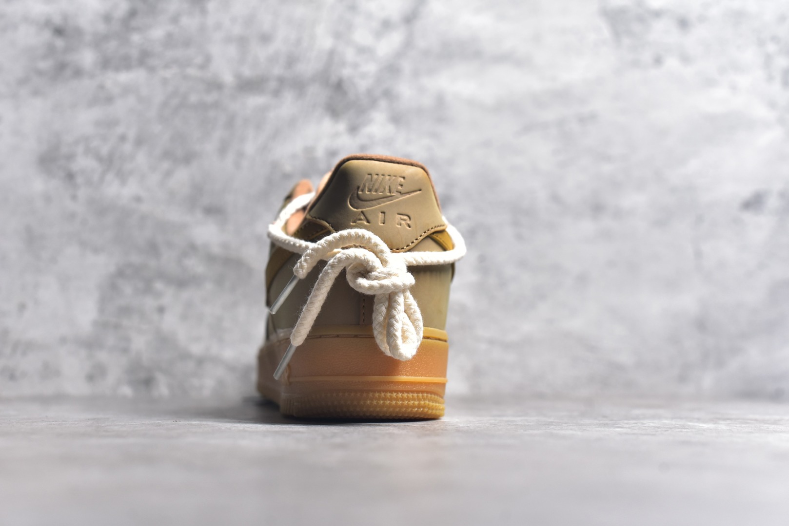 图片[5]-#Nk Air Force 1‘07 Low 解构麦色 空军一号低帮休闲板鞋 CJ9197-102  #设计灵感来源于美拉德色系，整双鞋子采用解构绑带设计，增加了鞋子层次感 ！  尺码：36 36.5 37.5 38 38.5 39 40 40.5 41 42 42.5 43 44 44.5 45-选品中心