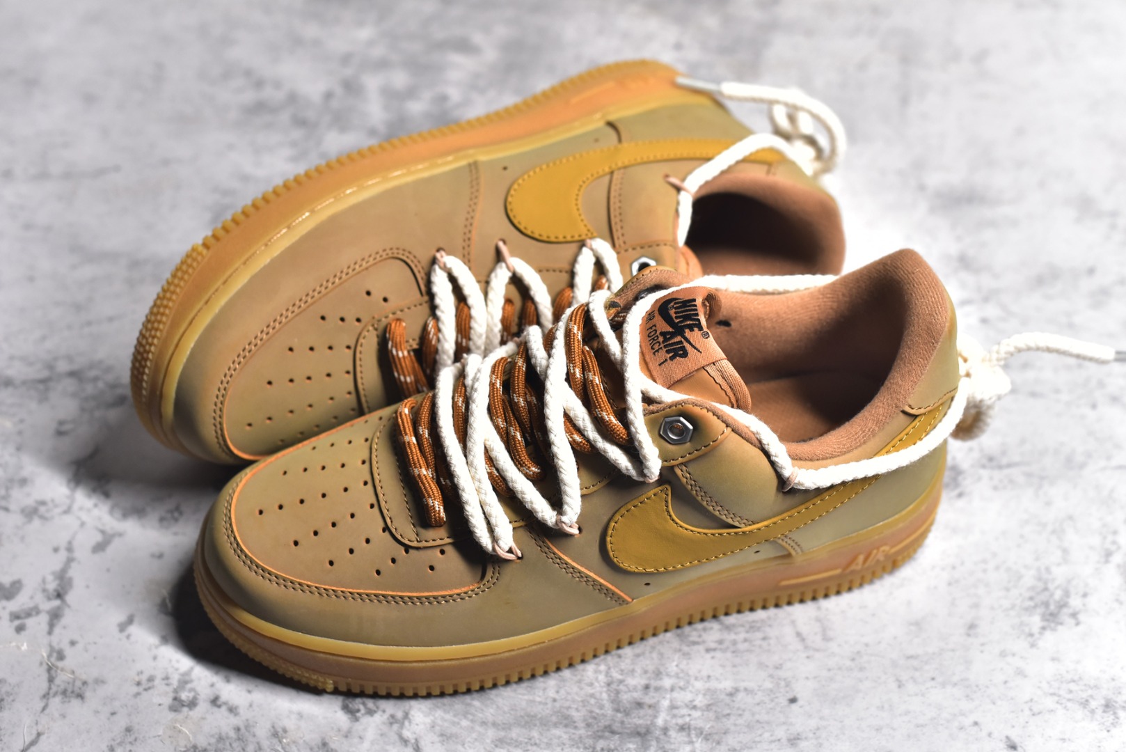 图片[7]-#Nk Air Force 1‘07 Low 解构麦色 空军一号低帮休闲板鞋 CJ9197-102  #设计灵感来源于美拉德色系，整双鞋子采用解构绑带设计，增加了鞋子层次感 ！  尺码：36 36.5 37.5 38 38.5 39 40 40.5 41 42 42.5 43 44 44.5 45-选品中心