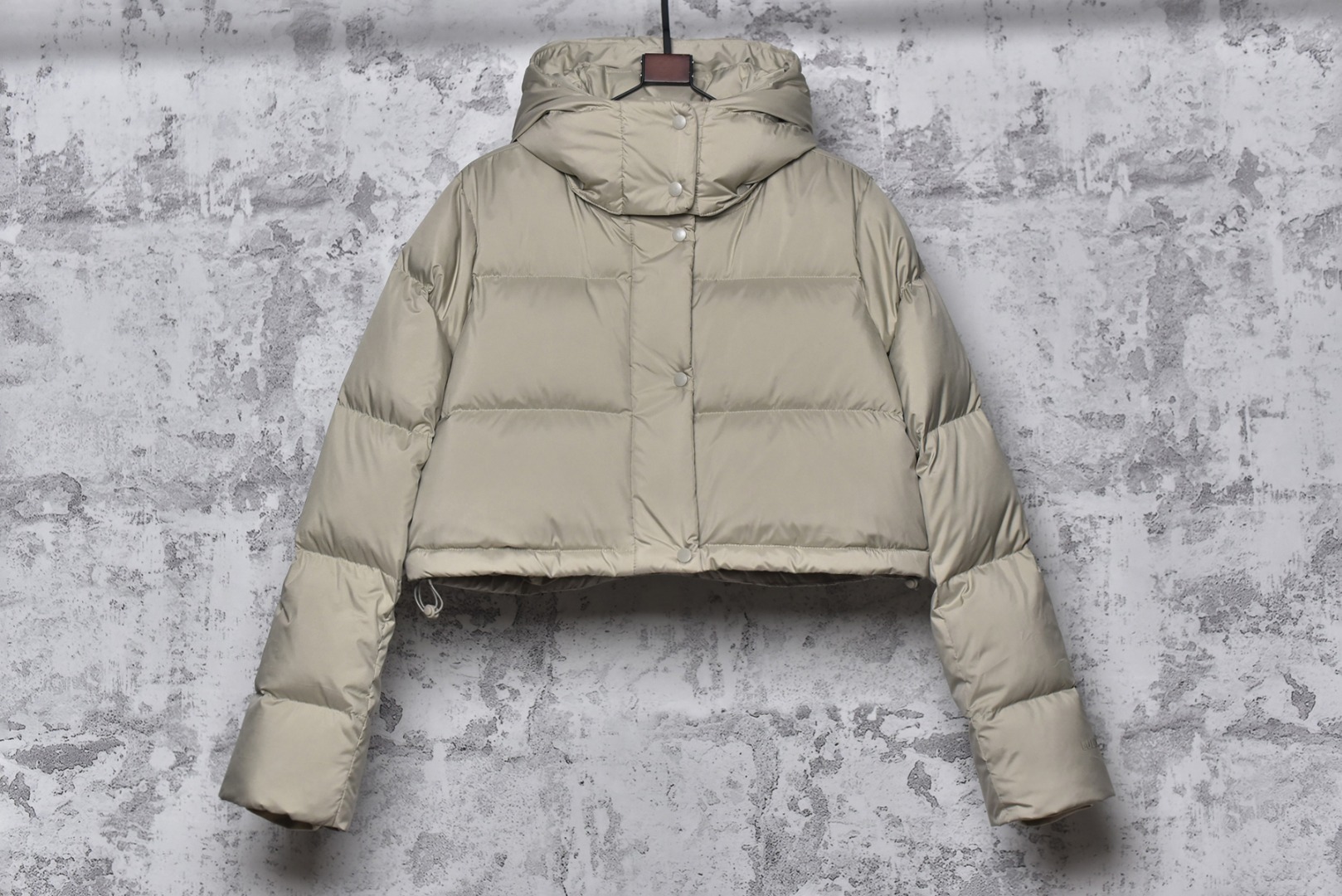 #SG巅峰版 LULULEMON露露乐蒙Wunder-Puff-SoftMAtte 3格系列❗️ 现货供应 全年售后❗️ 原厂面料：80绒（不是一件罚一件） 温馨提示❗️（只做高端产品） DF巅峰 踏上巅峰❗️ 颜色：黑色.白色.灰色 尺码：2#.4#.6#.8#.10#-选品中心