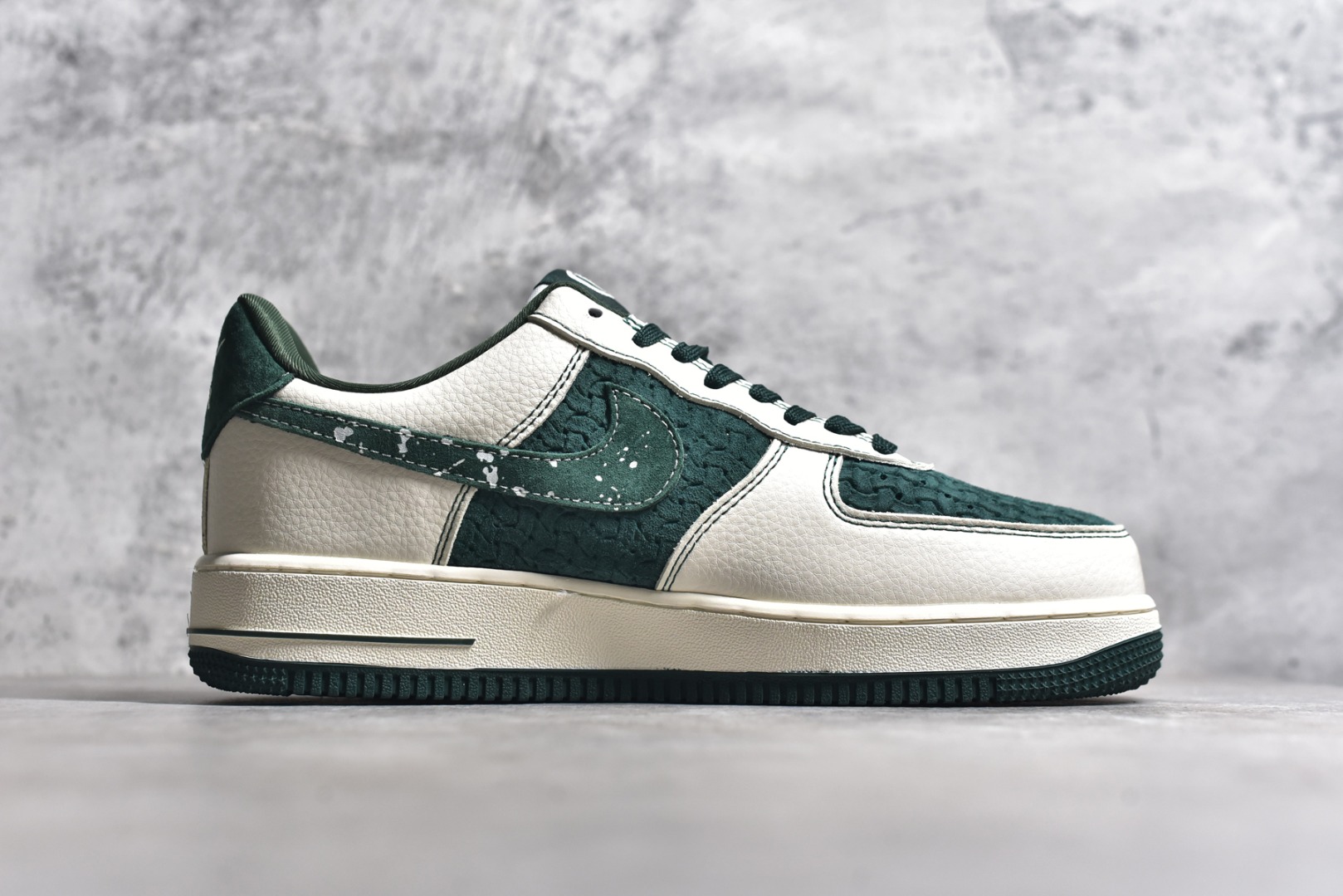 图片[3]-#NK Air Force 1‘07 Low空军一号低帮休闲板鞋 KK1988-008A #原楦头原纸板 原装鞋盒 定制五金配件 内置全掌气垫 原厂鞋底 尺码：36 36.5 37.5 38 38.5 39 40 40.5 41 42 42.5 43 44 44.5 45-选品中心