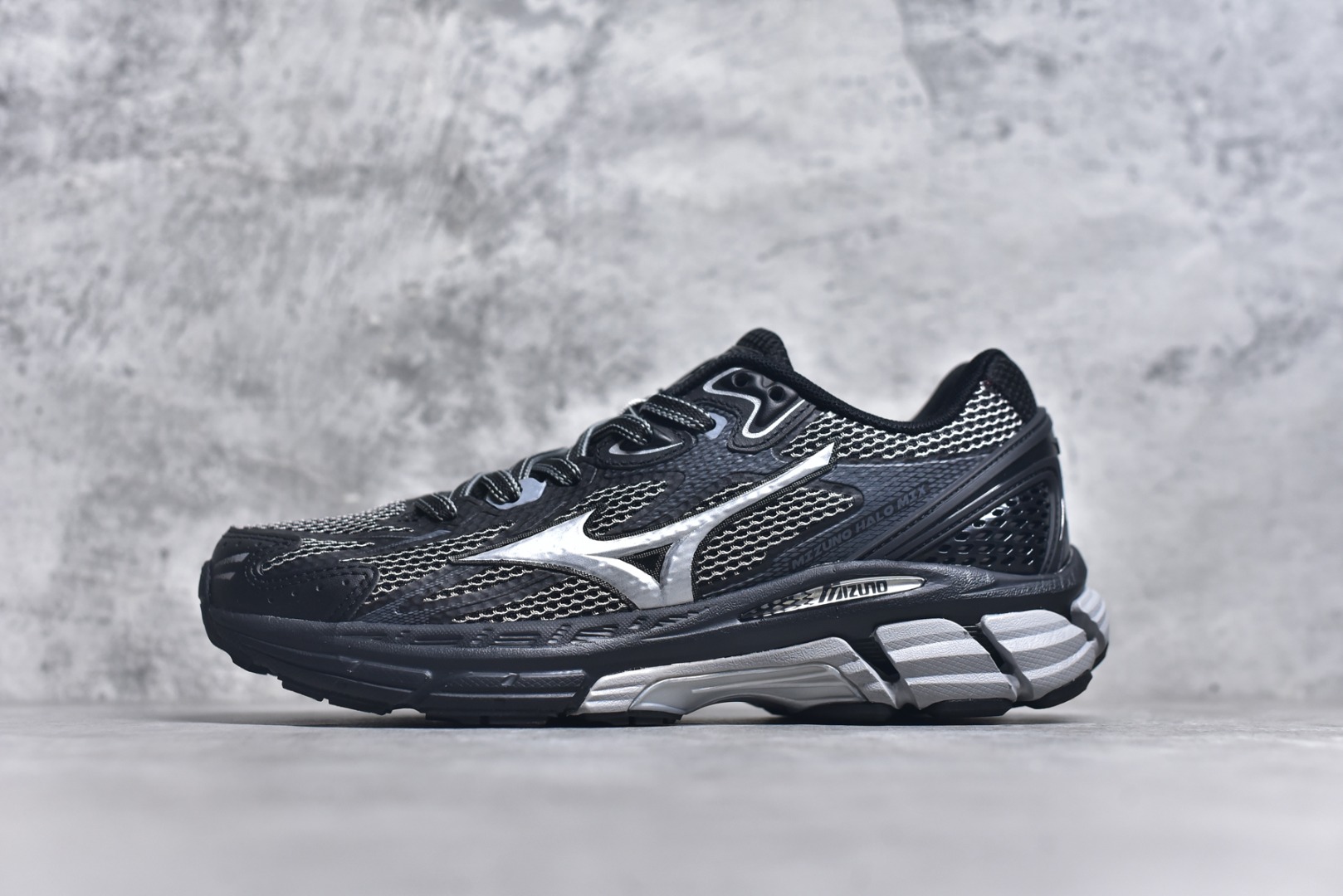 #公司级别 美津浓 Mizuno 舒过时尚减震防滑透气轻便包裏性 低帮 休闲跑步鞋 男女同款 尺码：36/45-选品中心