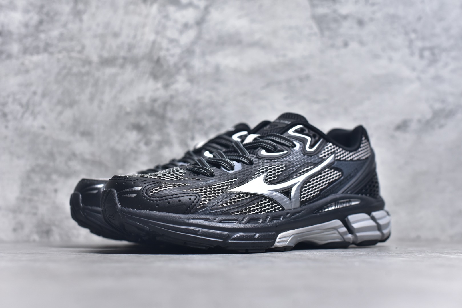 图片[2]-#公司级别 美津浓 Mizuno 舒过时尚减震防滑透气轻便包裏性 低帮 休闲跑步鞋 男女同款 尺码：36/45-选品中心