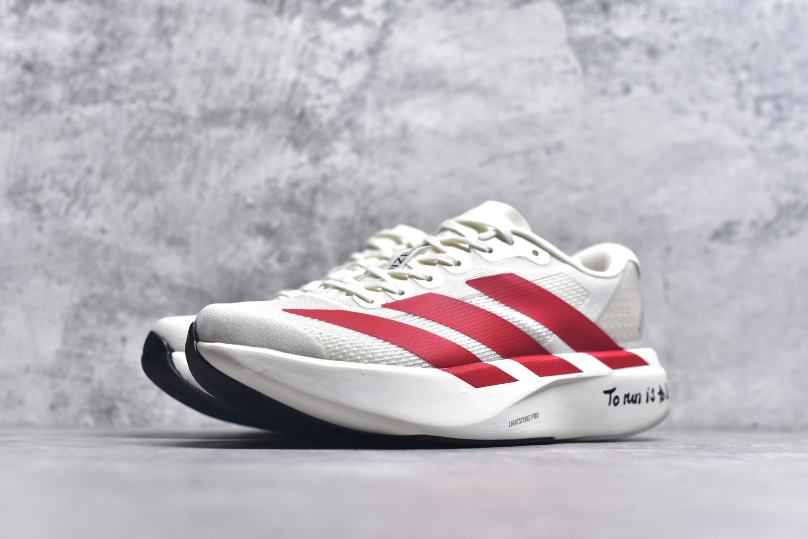 图片[2]-#阿迪达斯 AD Adizero Eva SL M 运动舒适防滑耐磨 低帮跑步鞋 阿迪达斯革新力作!「破纪录轻跑鞋」adiZero Adios Pro EVO 极致轻盈的Lightweight Upper设计,带来近乎裸足的舒适体验。中底采用尖端科技，Lightstrike Pro材料经过精细调校，实现卓越缓震与轻量化的完美结合。 尺码：36-45-选品中心