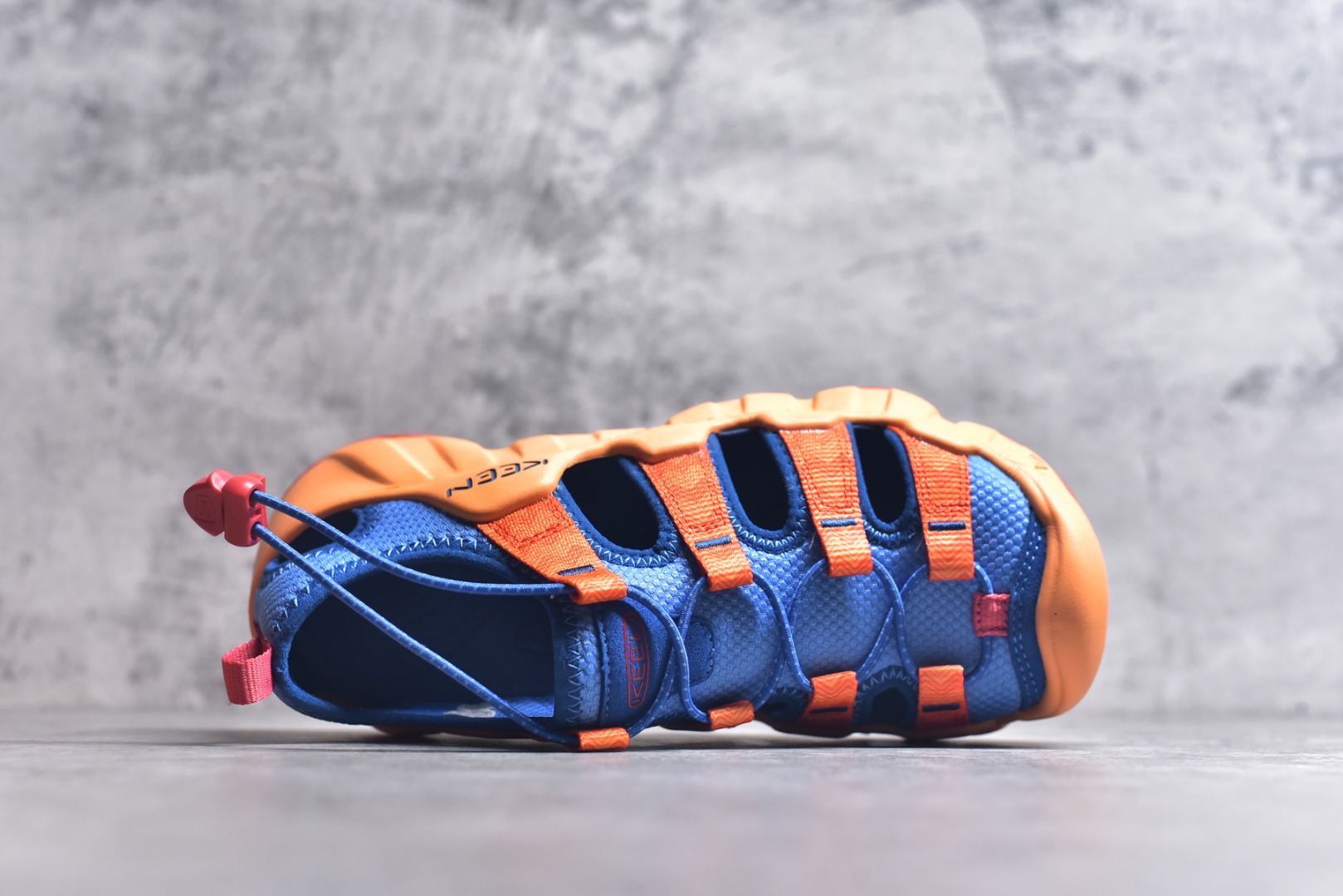 图片[4]-#KEEN Hyperport H2 科恩防滑耐磨低帮户外功能鞋溯溪鞋凉鞋 KEEN诞生于2003年的美国人气户外品牌，以一双“保护脚趾”且能涉足水域的户外凉鞋NEWPORT诞生为契机，开启原创制鞋之路。KEEN相信，天空之下即是户外，因为户外不一定是极具挑战性的独自冒险，也可以是与朋友、家人和宠物一同分享外面的世界。同时，KEEN从诞生之初便始终贯彻环保制鞋的理念，不断创造出优秀的原创奇履。脚踏实地，致力向善。我们想和世界产生更多交集为世界减少更多负担，和你趣户外、趣做自己、趣环保让地球和生活都变得更美好。尺码：36 36.5 37.5 38 38.5 39 40 40.5 41 42 42.5 43 44-选品中心
