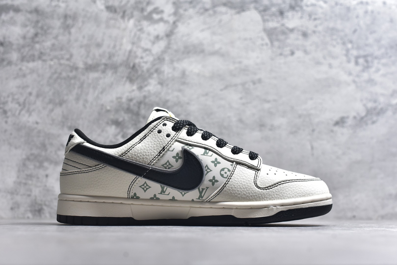 图片[3]-#Nike SB Dunk Low LV联名 印花米黑勾 高端定制 低帮休闲板鞋 HH7518-095 #定制鞋盒 大厂纯原品质出货 超高清洁度 皮料切割干净无任何毛边 细节完美 尺码：36 36.5 37.5 38 38.5 39 40 40.5 41 42 42.5 43 44 44.5 45 9.E5-选品中心